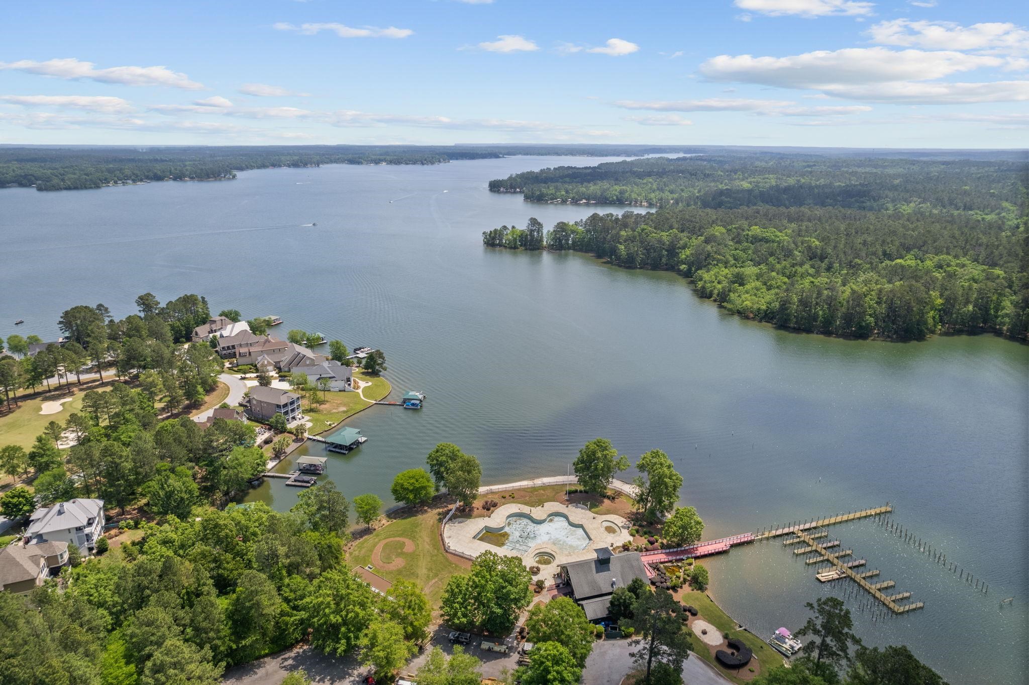 Ninety Six, South Carolina, 29666, United States, 4 Bedrooms Bedrooms, ,4 BathroomsBathrooms,Residential,For Sale,1792432