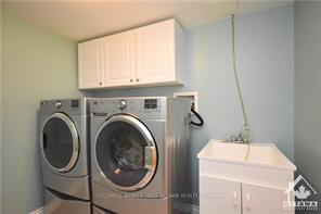 Ottawa, Ontario, K1E 2R5, CA, 3 Bedrooms Bedrooms, ,2 BathroomsBathrooms,Residential,For Sale,1939865