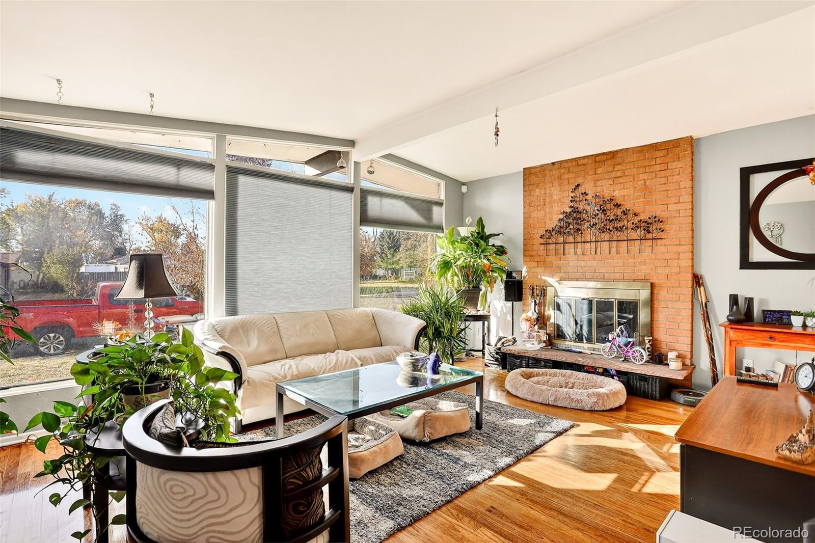 Littleton, Colorado, 80120, United States, 4 Bedrooms Bedrooms, ,1 BathroomBathrooms,Residential,For Sale,1988152