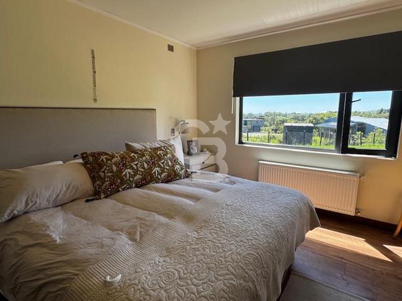 Puerto Varas, Chile, 4 Bedrooms Bedrooms, ,4 BathroomsBathrooms,Residential,For Sale,1991367