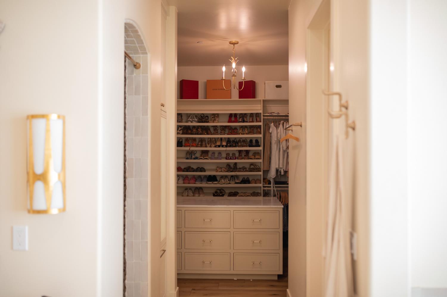 Modesto, California, 95357, United States, 4 Bedrooms Bedrooms, ,4 BathroomsBathrooms,Residential,For Sale,1976586