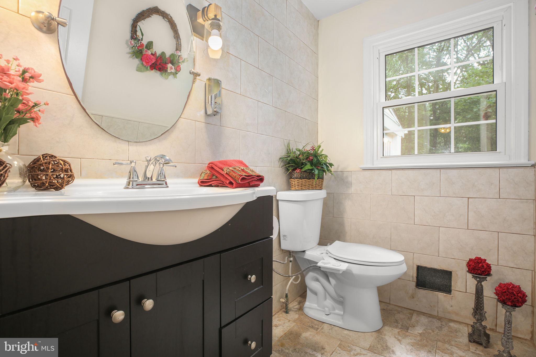 Fairfax Station, Virginia, 22039, United States, 4 Bedrooms Bedrooms, ,3 BathroomsBathrooms,Residential,For Sale,2049120