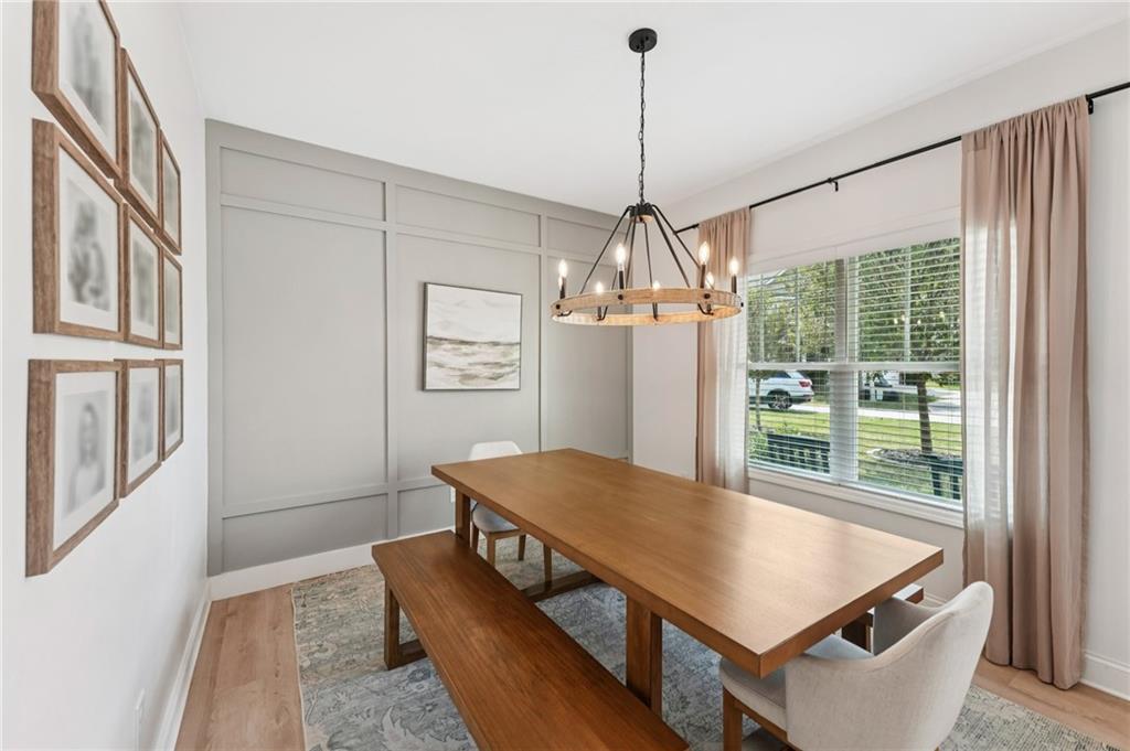 Canton, Georgia, 30114, United States, 6 Bedrooms Bedrooms, ,4 BathroomsBathrooms,Residential,For Sale,1978205