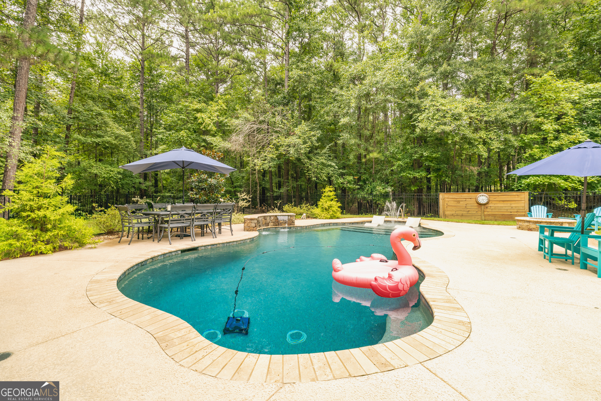 Newnan, Georgia, 30263, United States, 4 Bedrooms Bedrooms, ,5 BathroomsBathrooms,Residential,For Sale,1932602