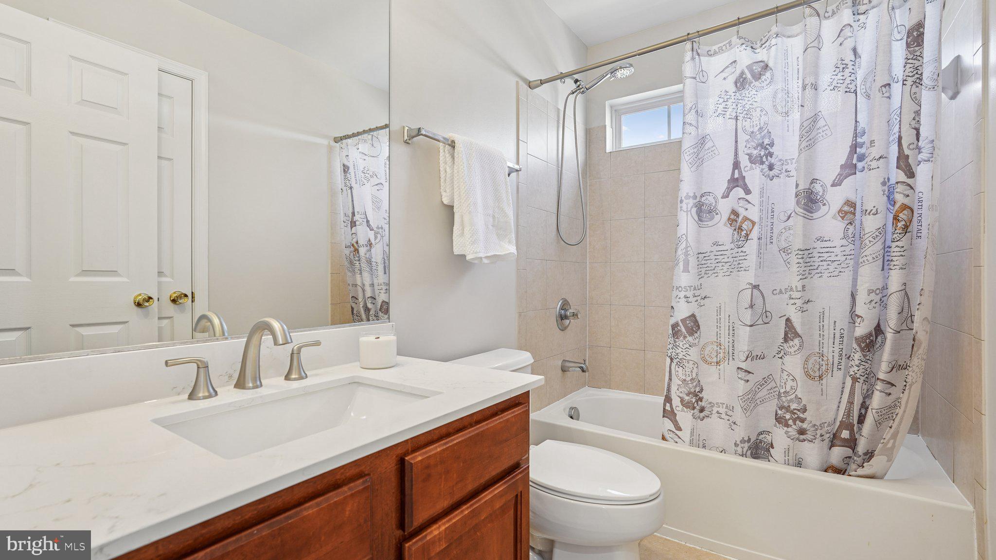 Woodbridge, Virginia, 22191, United States, 4 Bedrooms Bedrooms, ,4 BathroomsBathrooms,Residential,For Sale,1936881