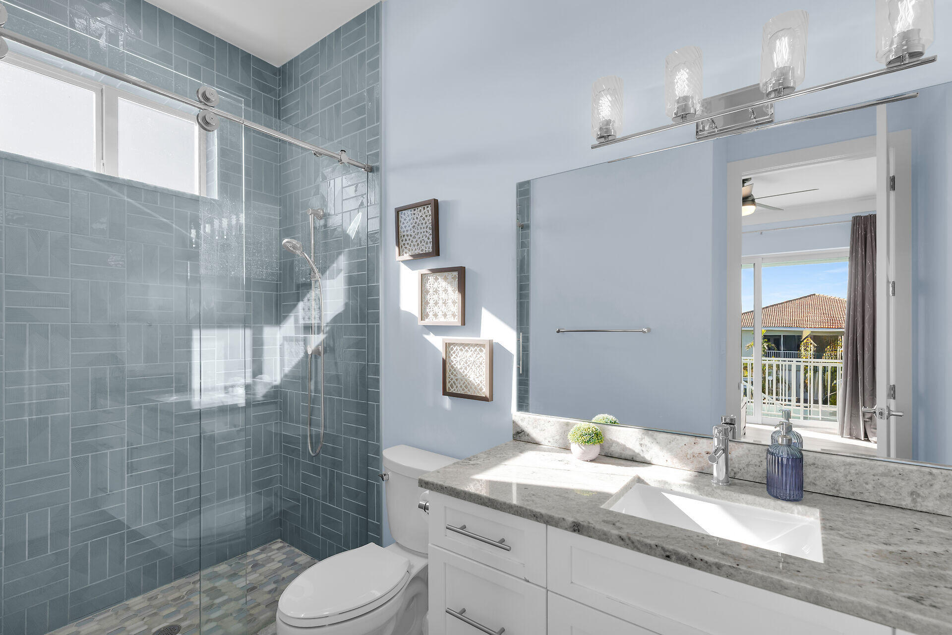 MARATHON, Florida, 33050, United States, 4 Bedrooms Bedrooms, ,4 BathroomsBathrooms,Residential,For Sale,1994527