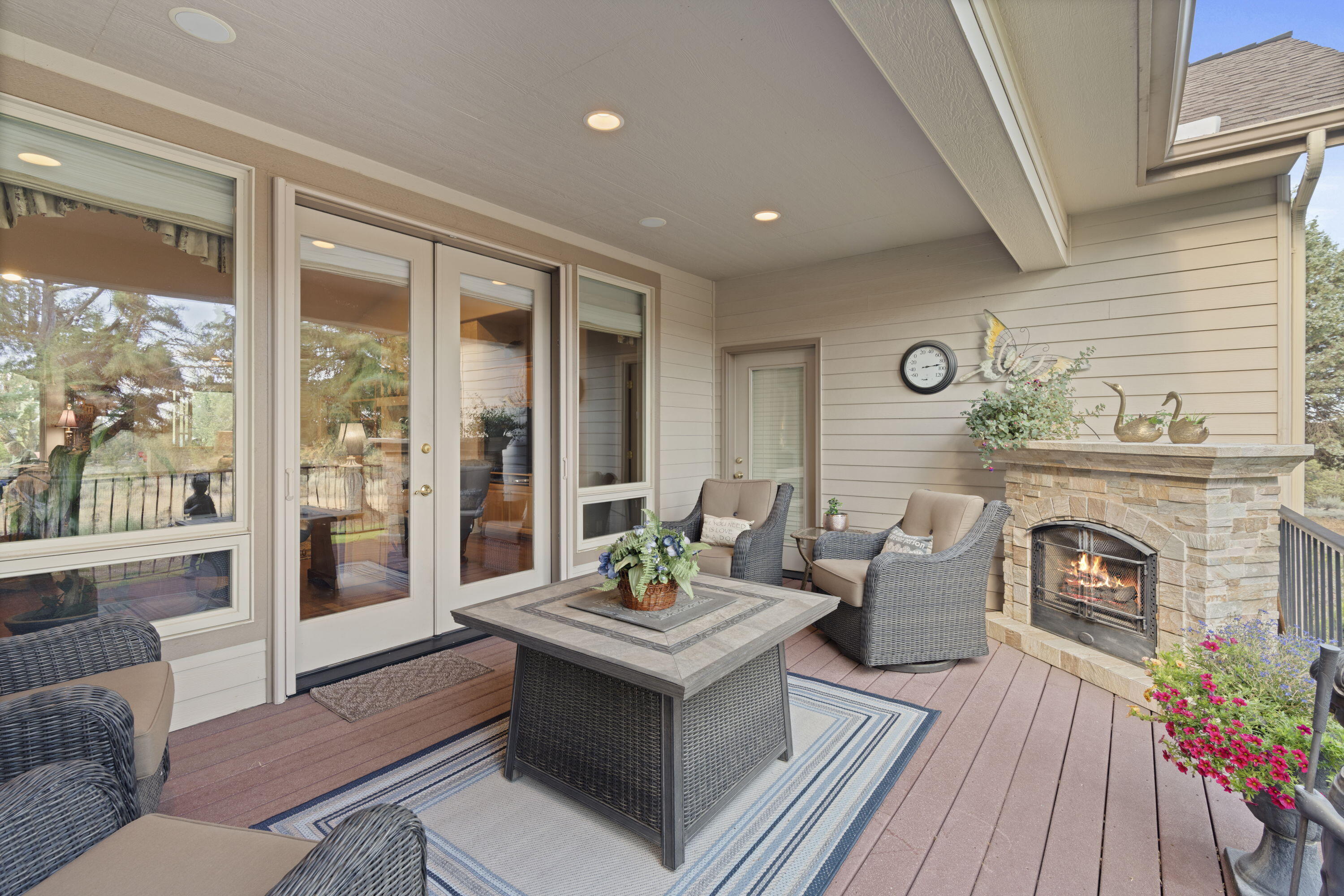 Redmond, Oregon, 97756, United States, 3 Bedrooms Bedrooms, ,3 BathroomsBathrooms,Residential,For Sale,1926997