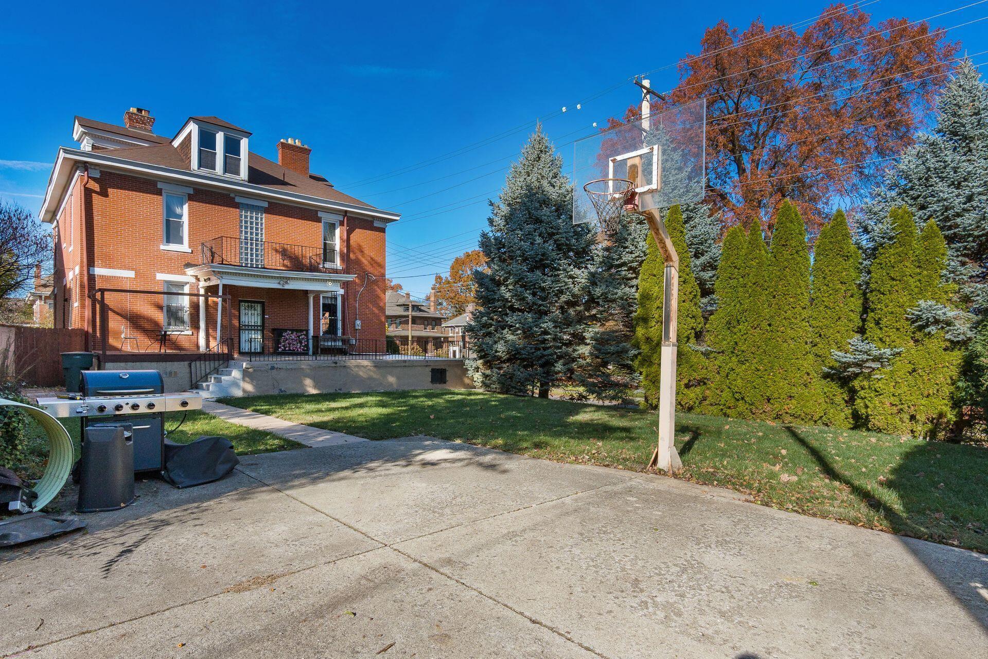 Columbus, Ohio, 43203, United States, 5 Bedrooms Bedrooms, ,5 BathroomsBathrooms,Residential,For Sale,1993022