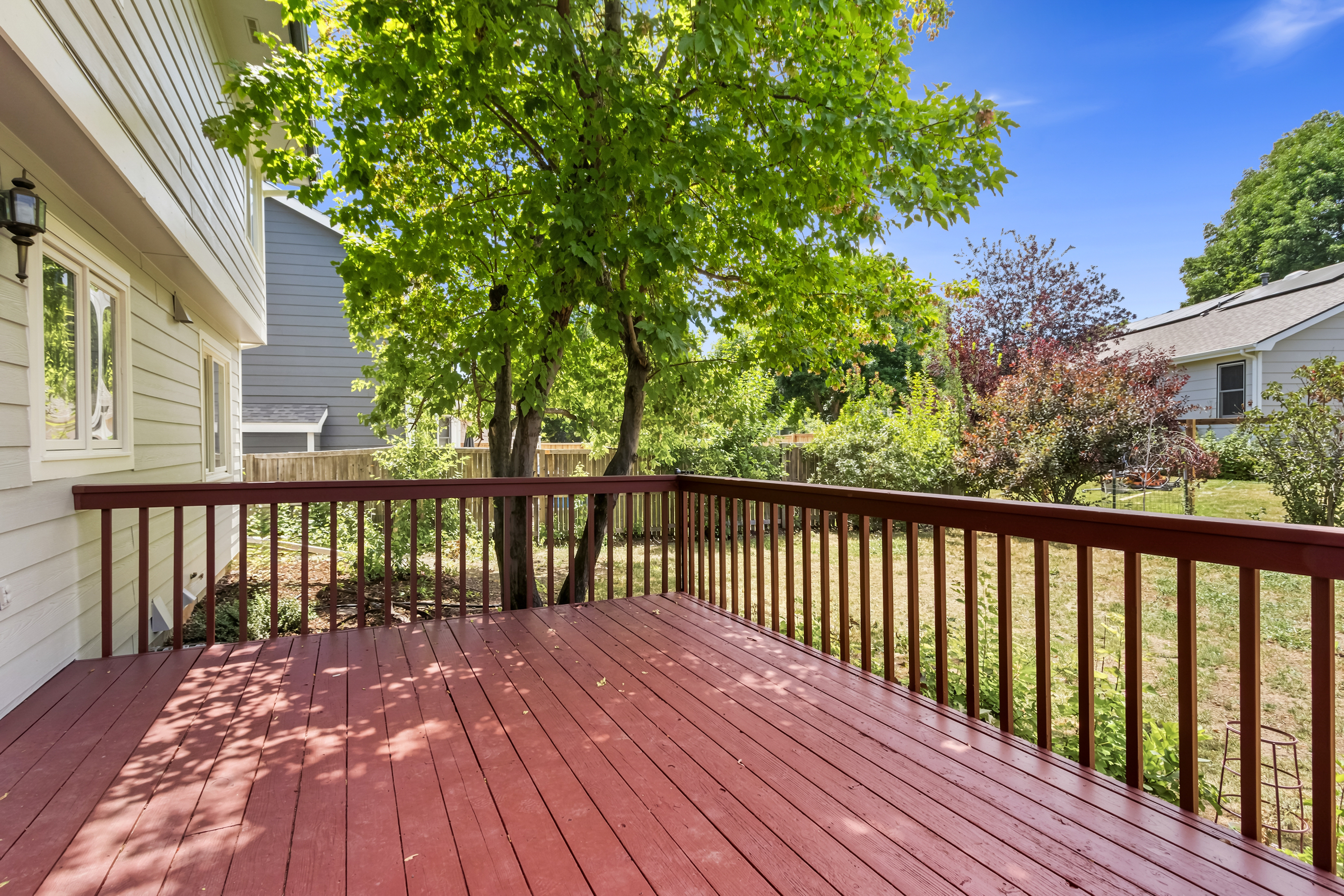  Beautifully Maintained Home in the Tree-Lined Oakridge Neighborhood - 物件實景