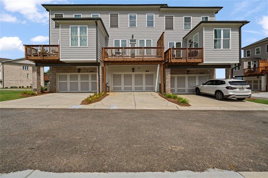 Cumming, Georgia, 30040, United States, 3 Bedrooms Bedrooms, ,4 BathroomsBathrooms,Residential,For Sale,1929087