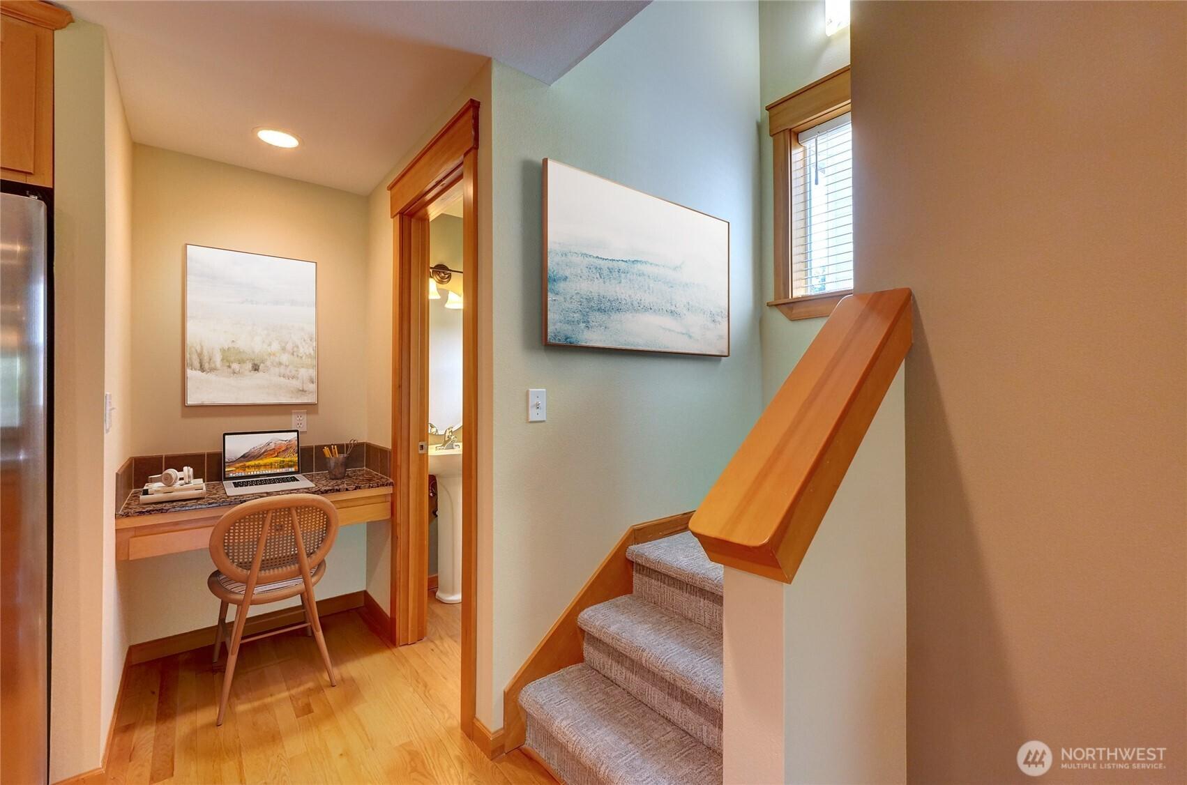 SEATTLE, Washington, 98133, United States, 3 Bedrooms Bedrooms, ,3 BathroomsBathrooms,Residential,For Sale,1890741