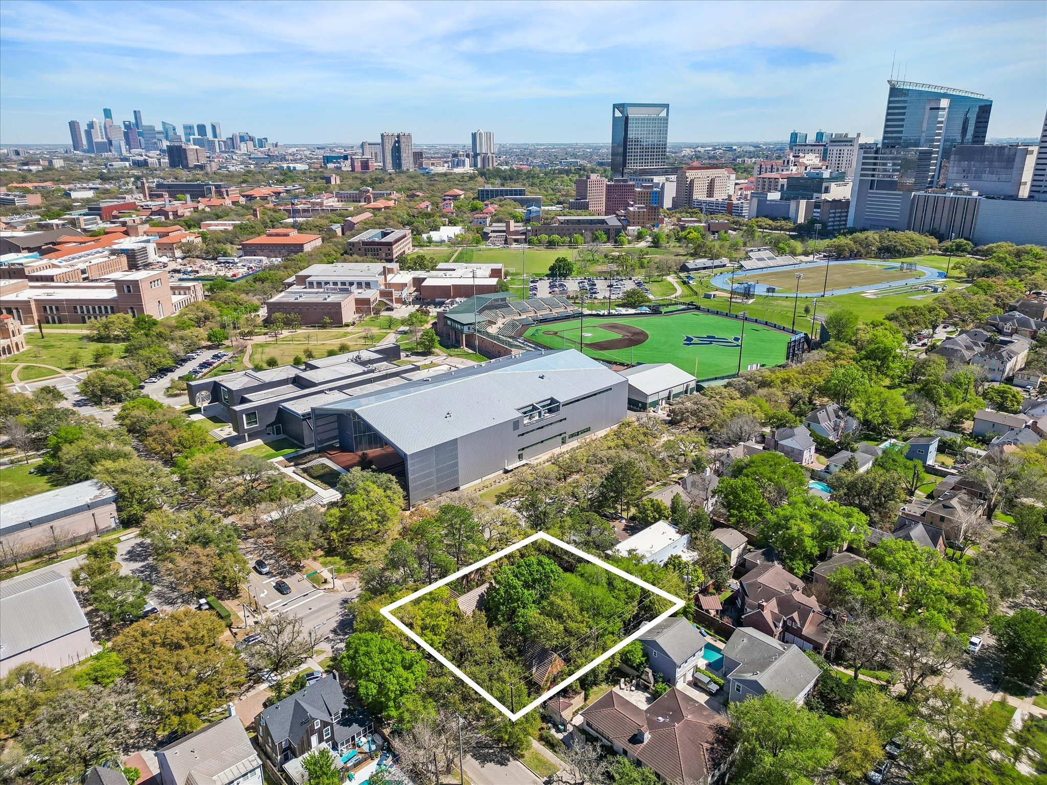  2047 University Boulevard - 物件實景