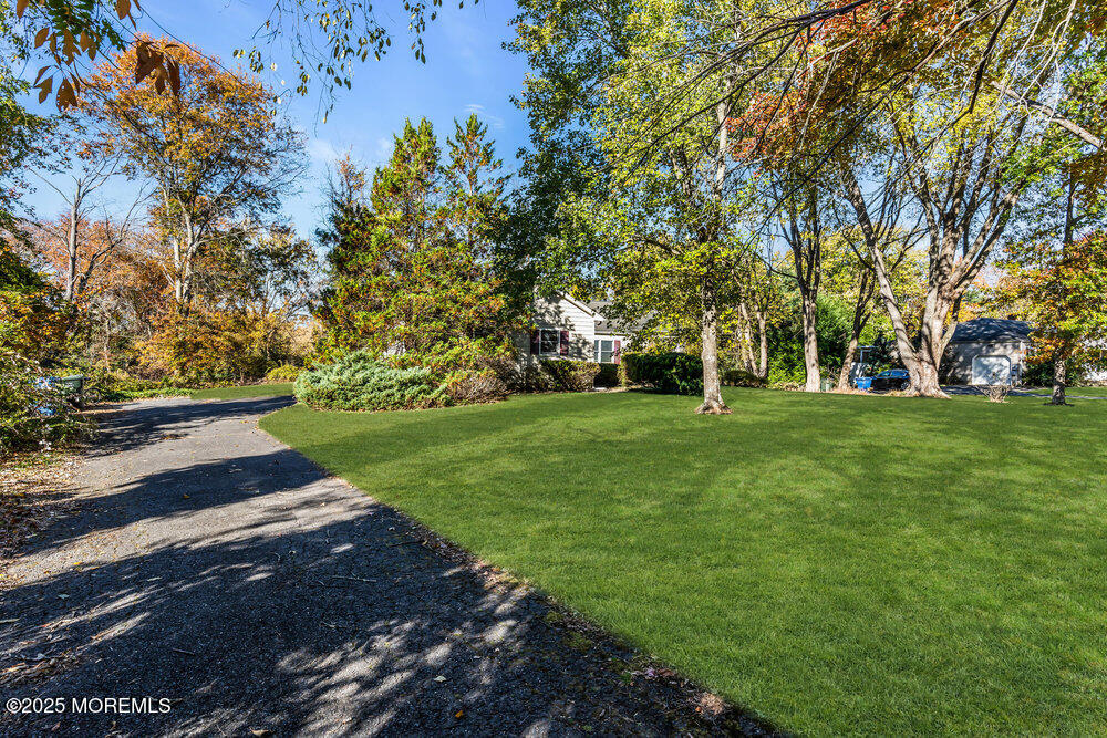 Tinton Falls, New Jersey, 07712, United States, 3 Bedrooms Bedrooms, ,2 BathroomsBathrooms,Residential,For Sale,1987767