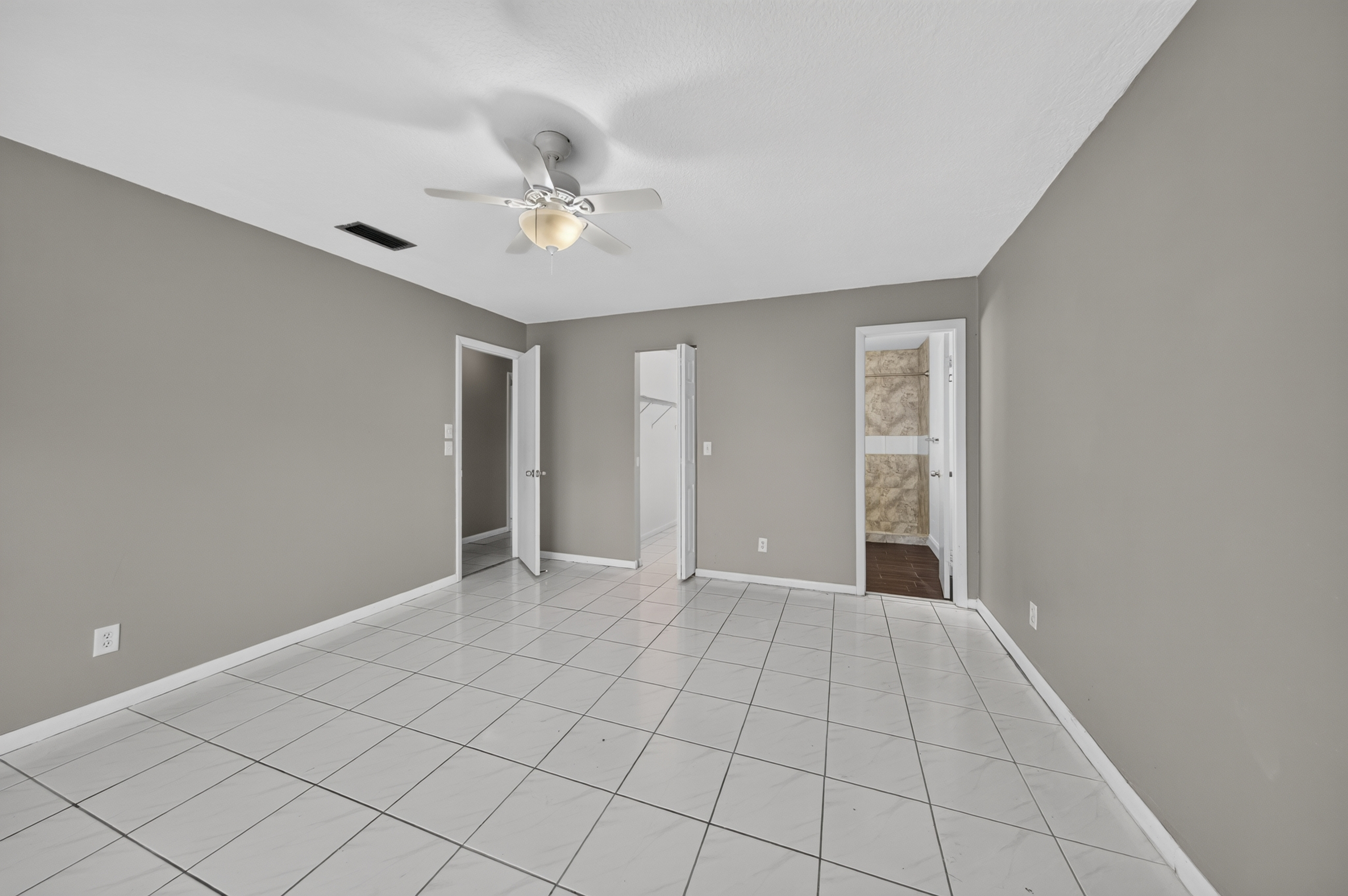  2230 Nova Village Dr, Davie, FL, 33317 - 物件實景