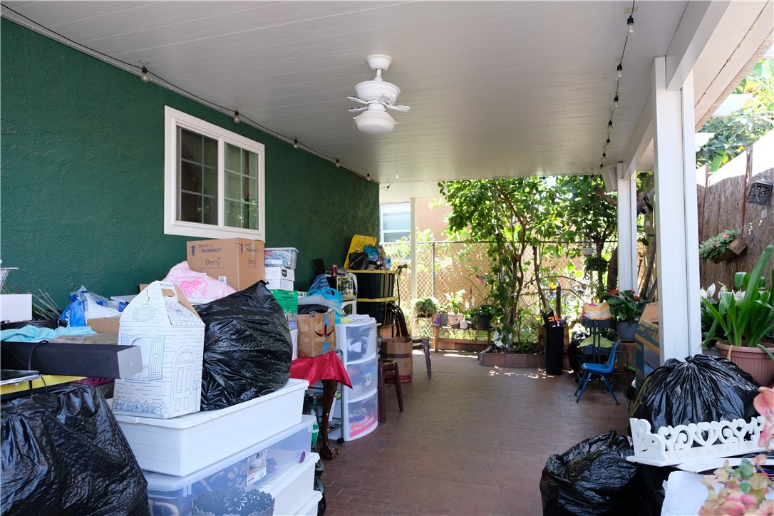 Los Angeles, California, 90047, United States, 3 Bedrooms Bedrooms, ,2 BathroomsBathrooms,Residential,For Sale,1980559