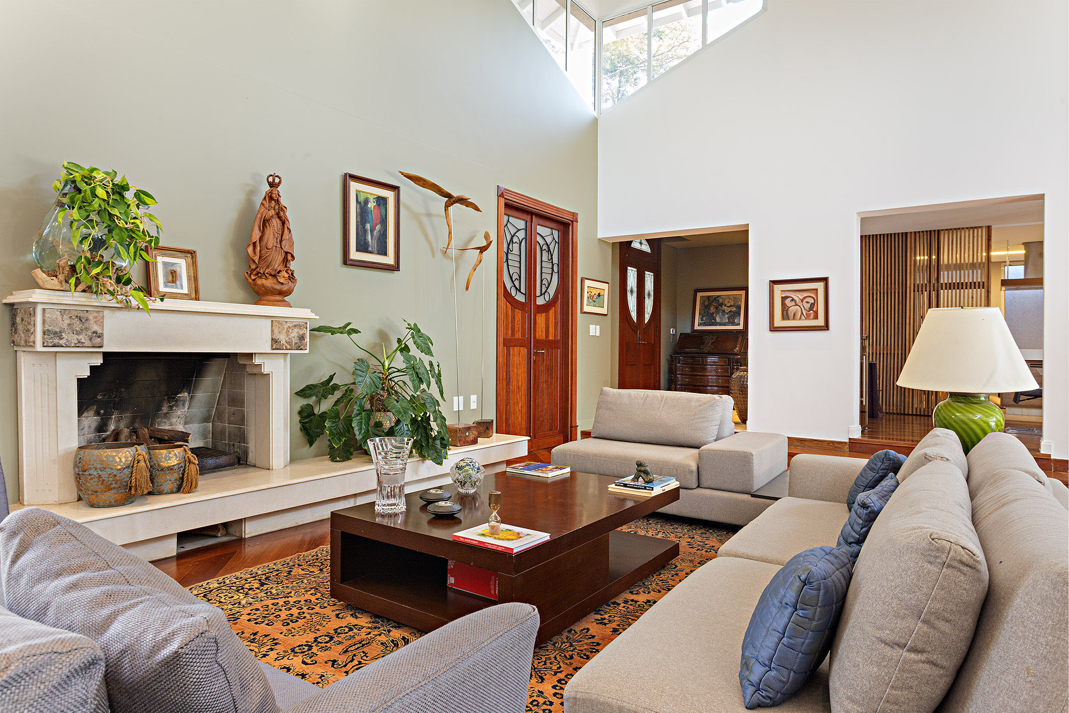  Family Residence with Garden and Pool near Parque do Cordeiro - 物件實景