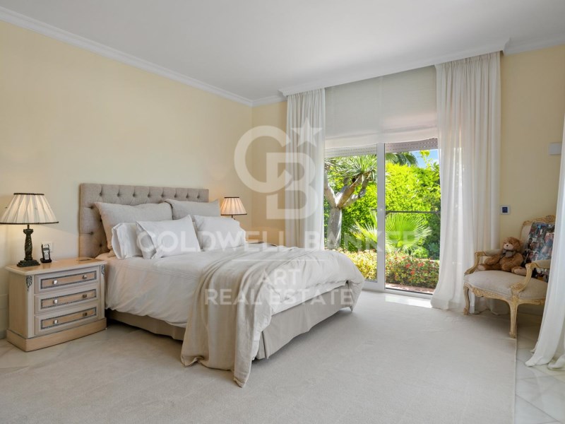 Marbella, Andalusia, ES, 6 Bedrooms Bedrooms, ,6 BathroomsBathrooms,Residential,For Sale,1728671