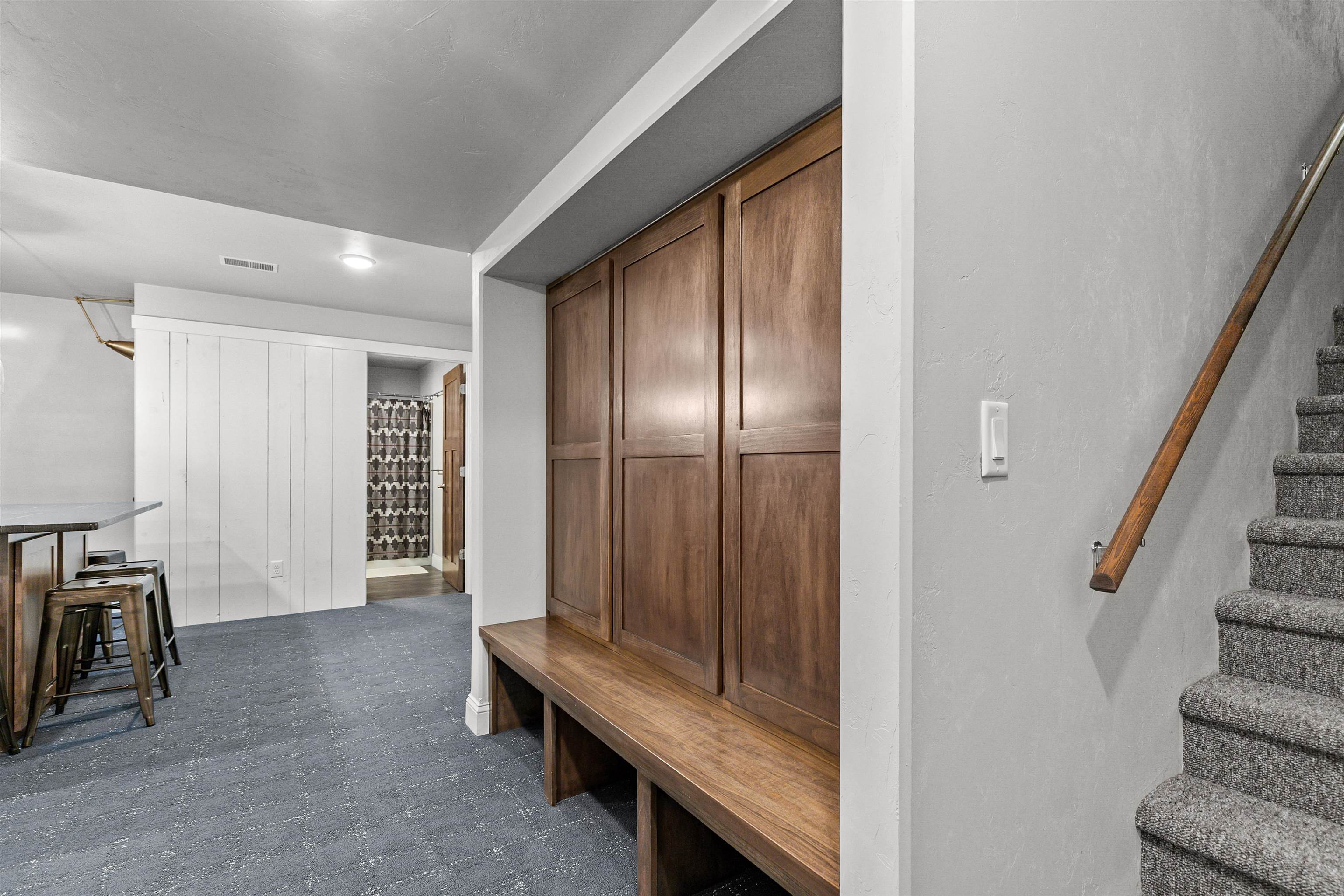 Greenville, Wisconsin, 54942-8126, United States, 6 Bedrooms Bedrooms, ,5 BathroomsBathrooms,Residential,For Sale,2040409