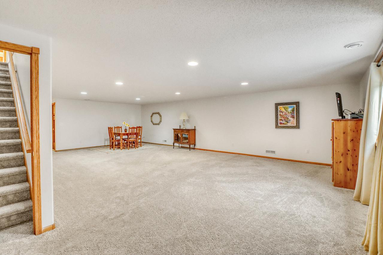 West Fargo, North Dakota, 58078, United States, 3 Bedrooms Bedrooms, ,2 BathroomsBathrooms,Residential,For Sale,2006344