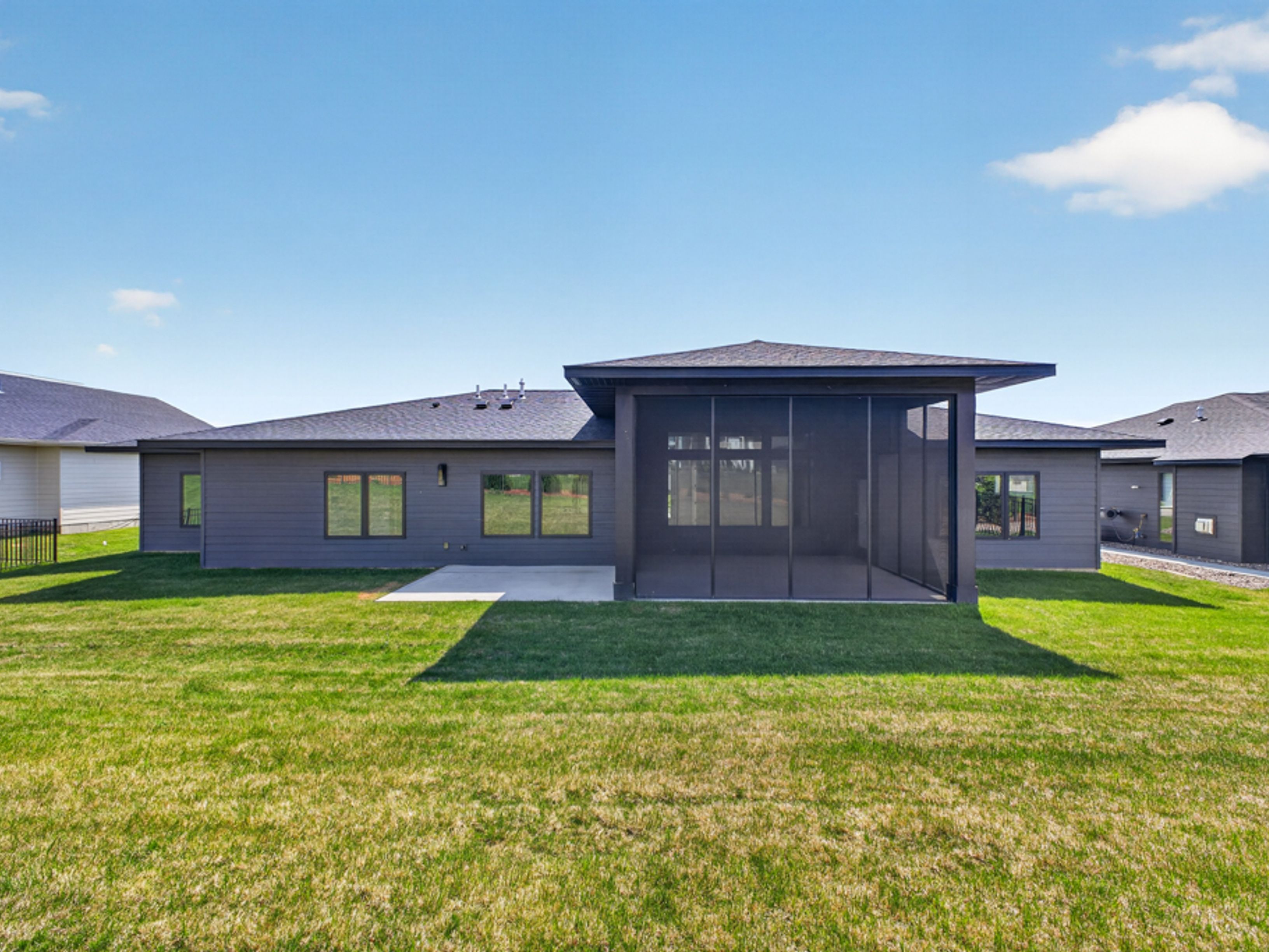  New Construction Prairie-Modern Home in Century Valley - 物件實景