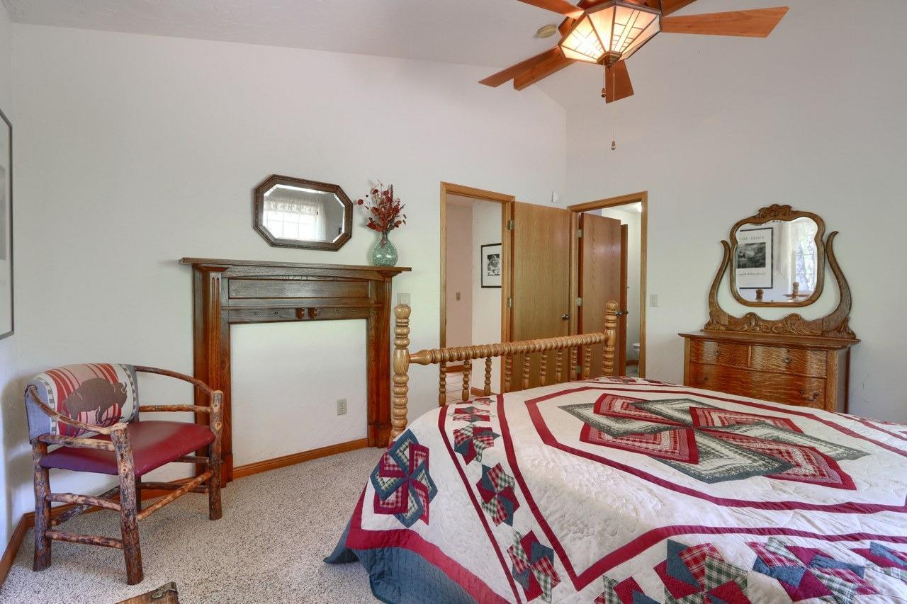 Mariposa, California, 95338, United States, 3 Bedrooms Bedrooms, ,3 BathroomsBathrooms,Residential,For Sale,1988847