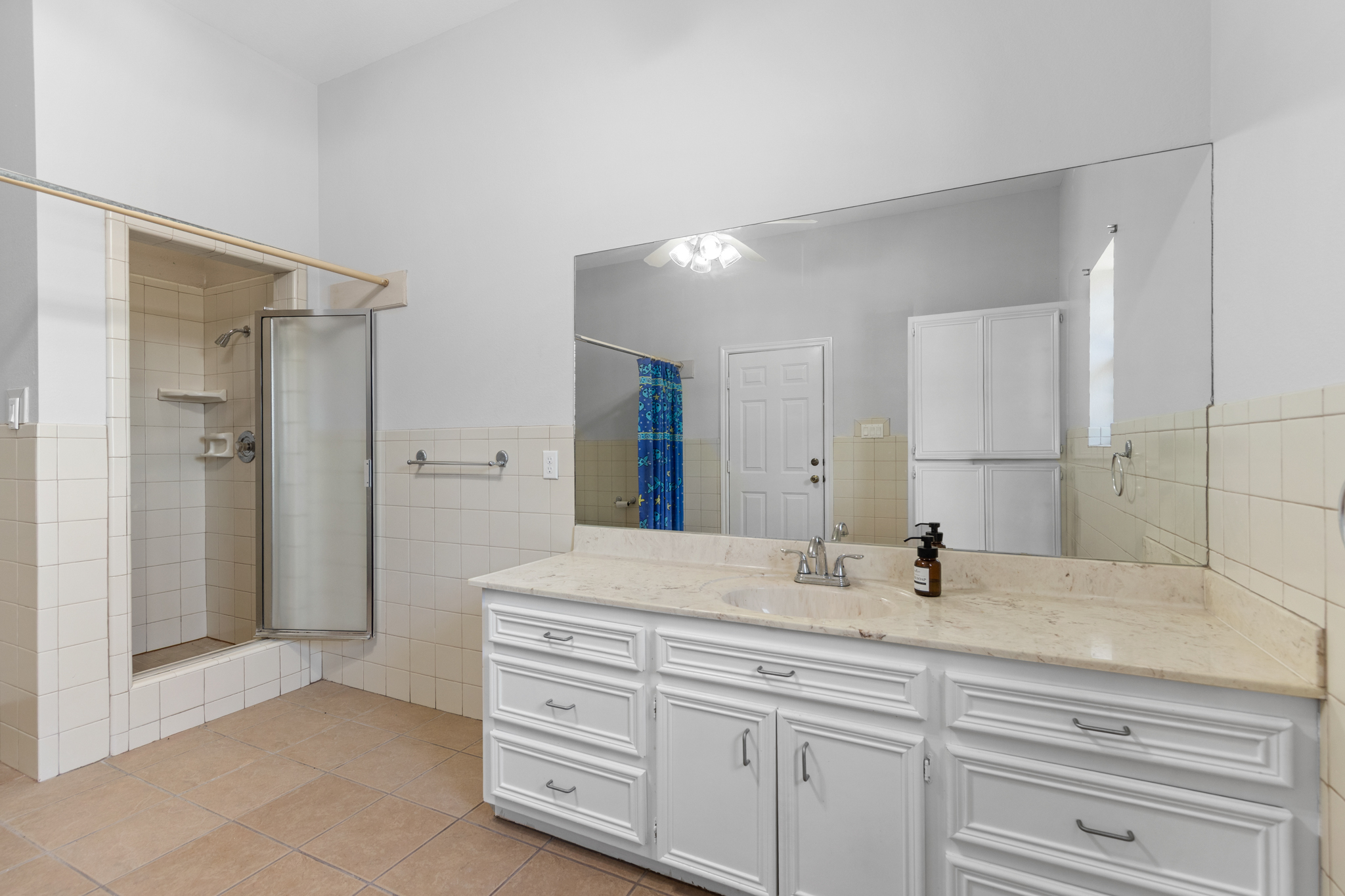 McAllen, Texas, 78504, United States, 7 Bedrooms Bedrooms, ,7 BathroomsBathrooms,Residential,For Sale,1916875