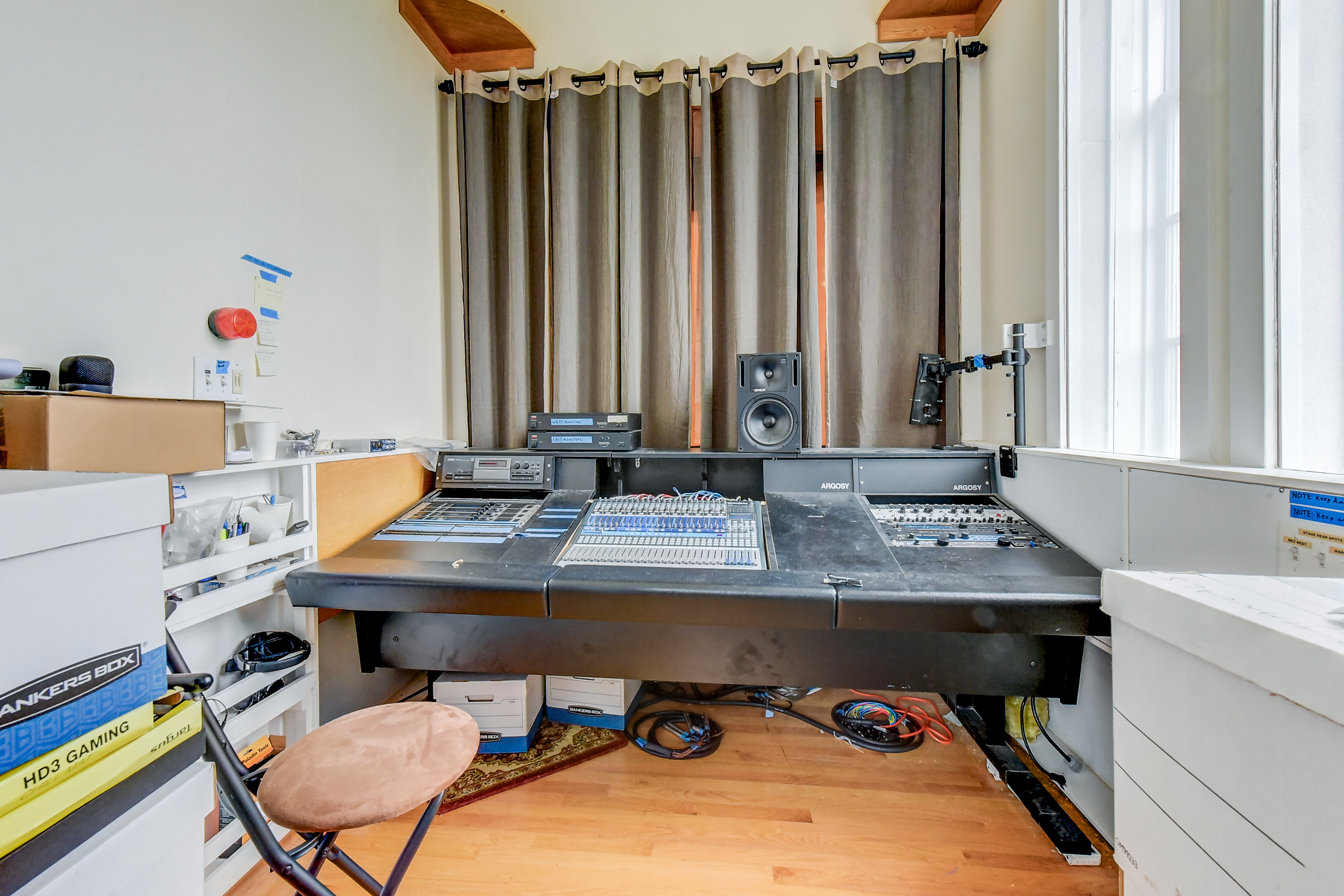 Sumner, Washington, 98390, United States, 4 Bedrooms Bedrooms, ,3 BathroomsBathrooms,Residential,For Sale,1992043