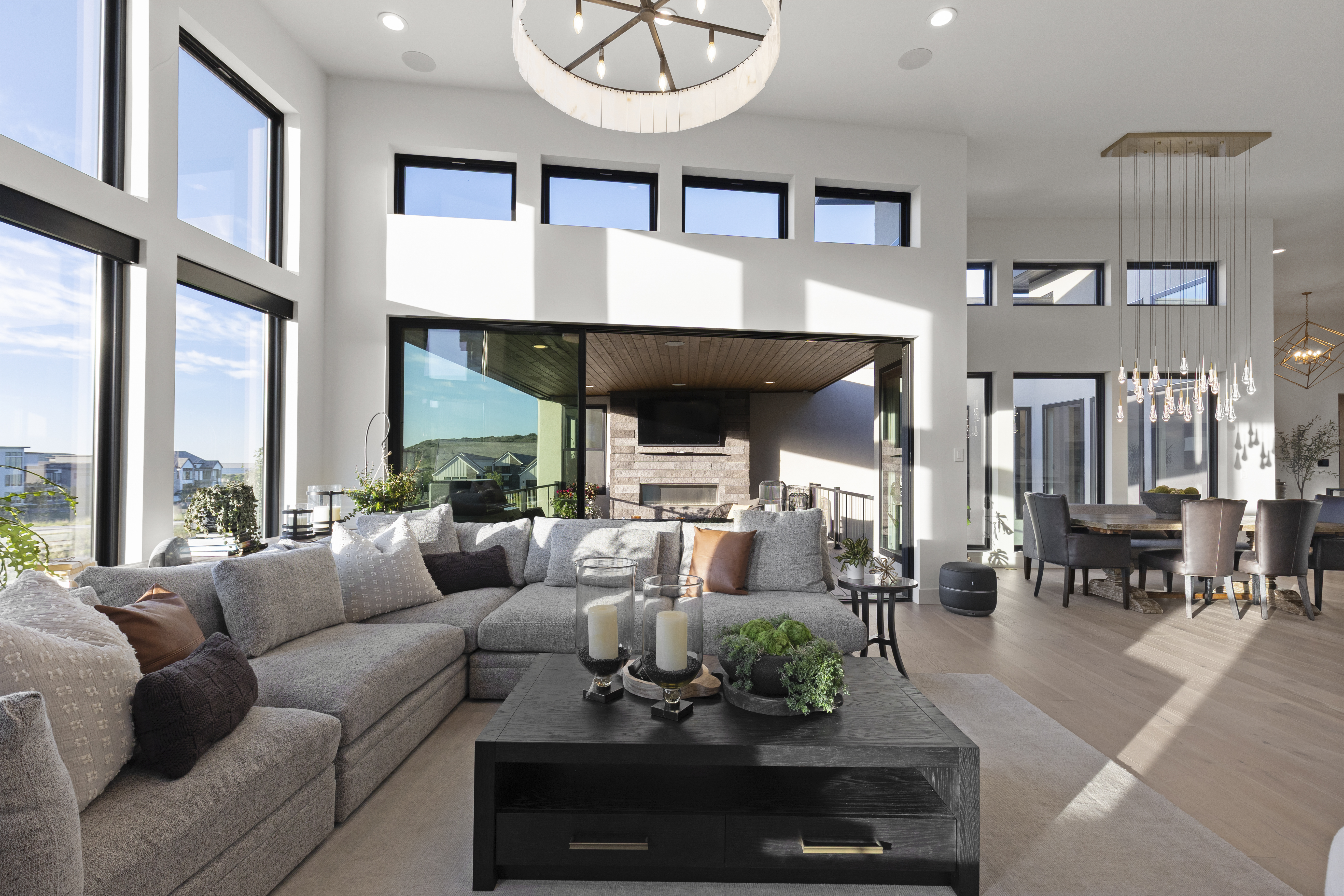  Exceptional Ranch-Style - 物件實景
