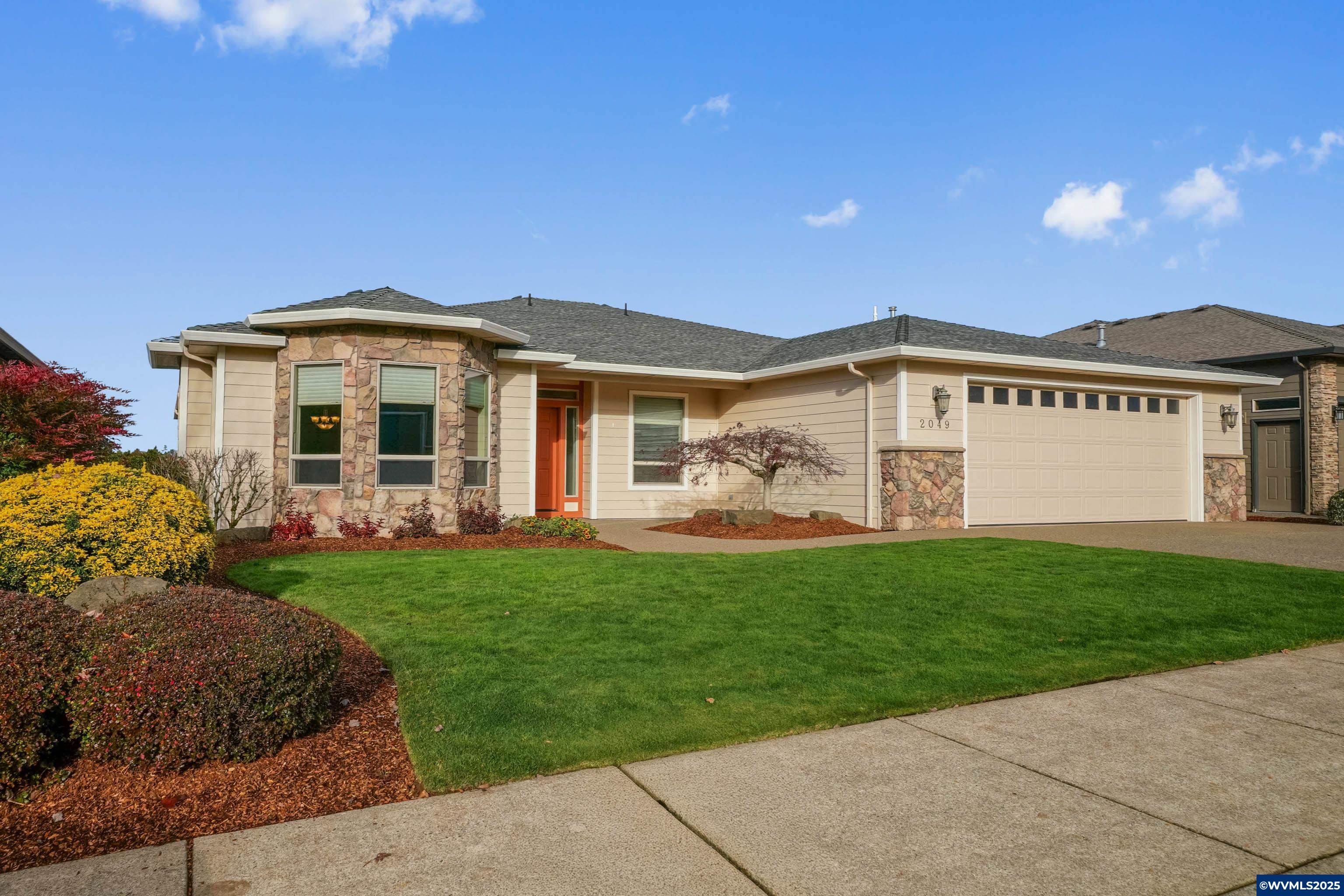 Salem, Oregon, 97306, United States, 3 Bedrooms Bedrooms, ,3 BathroomsBathrooms,Residential,For Sale,1989226