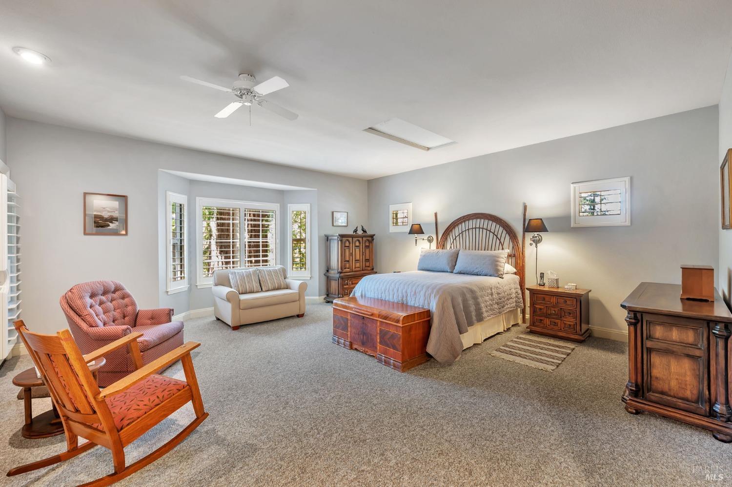 Sebastopol, California, 95472, United States, 4 Bedrooms Bedrooms, ,3 BathroomsBathrooms,Residential,For Sale,1989317