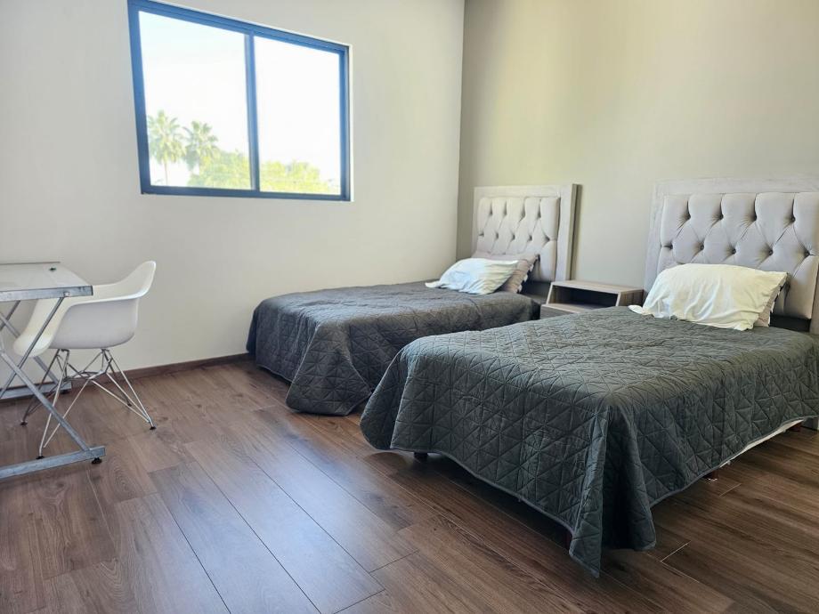 Torreón, Coahuila de Zaragoza, 27023, Mexico, 4 Bedrooms Bedrooms, ,4 BathroomsBathrooms,Residential,For Sale,2001959