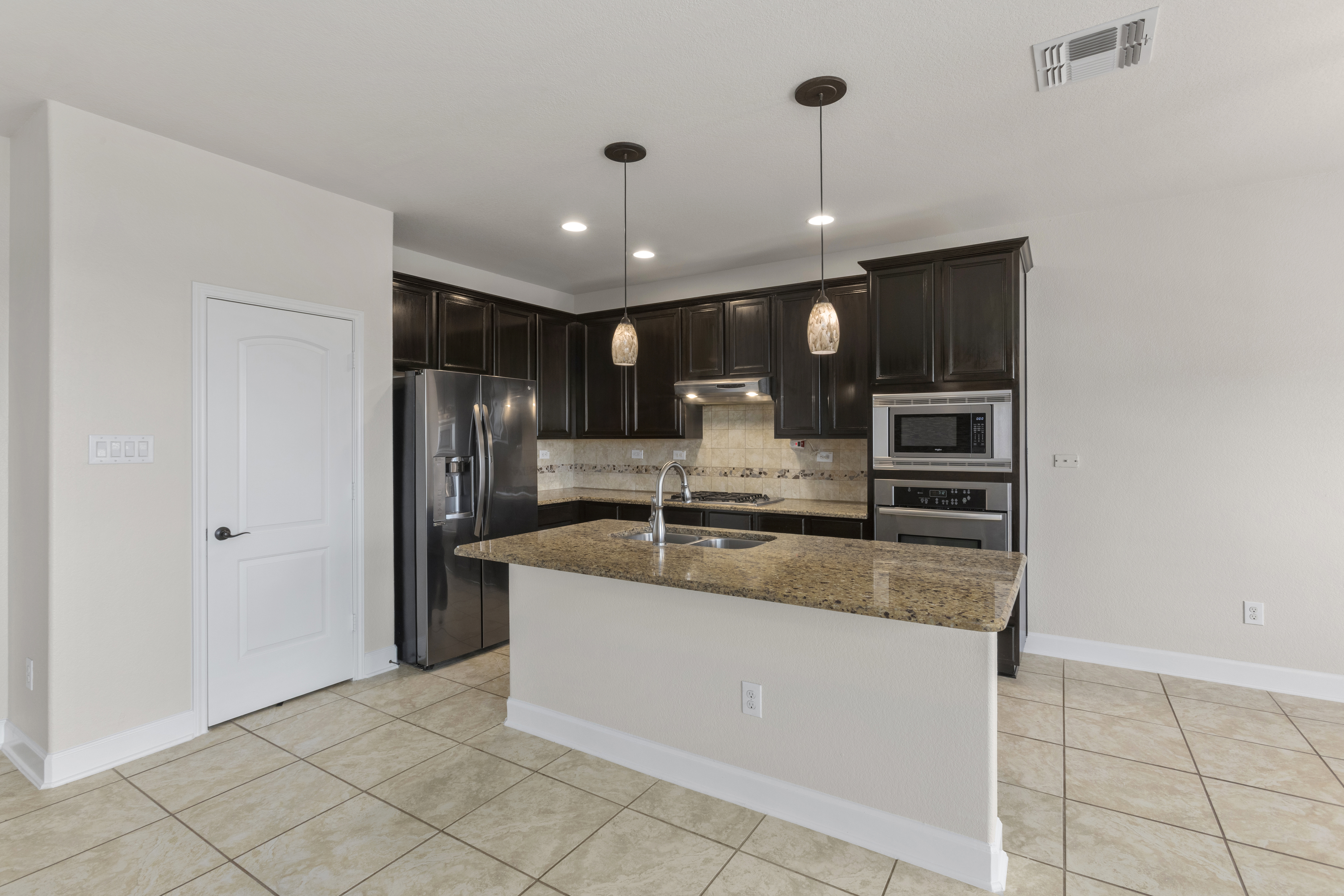  Expansive Luxury in the Heart of Presidio - 物件實景