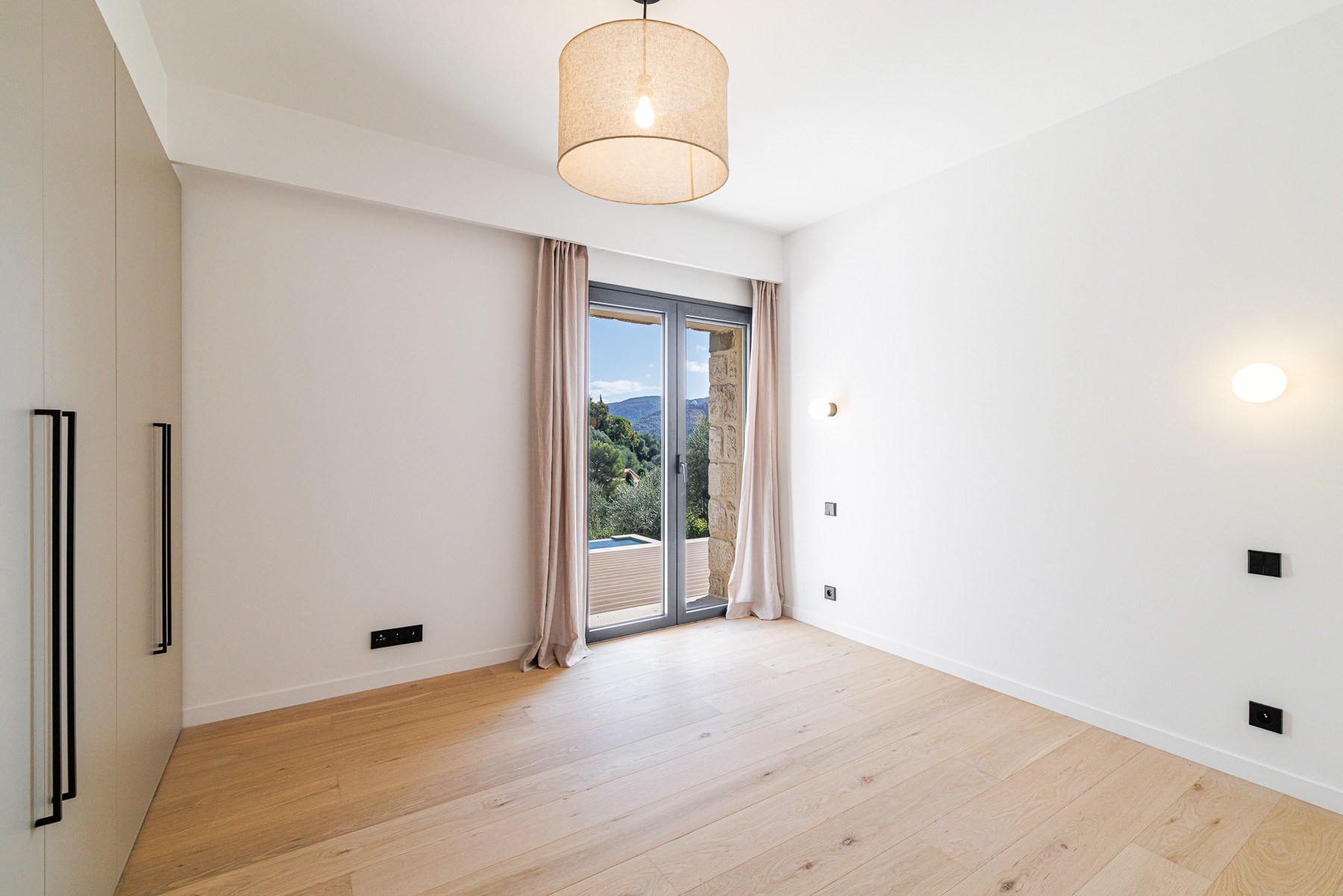  Contemporary villa for sale Nice Gairaut : 5 bedrooms, pool, rooftop terrace - 物件實景