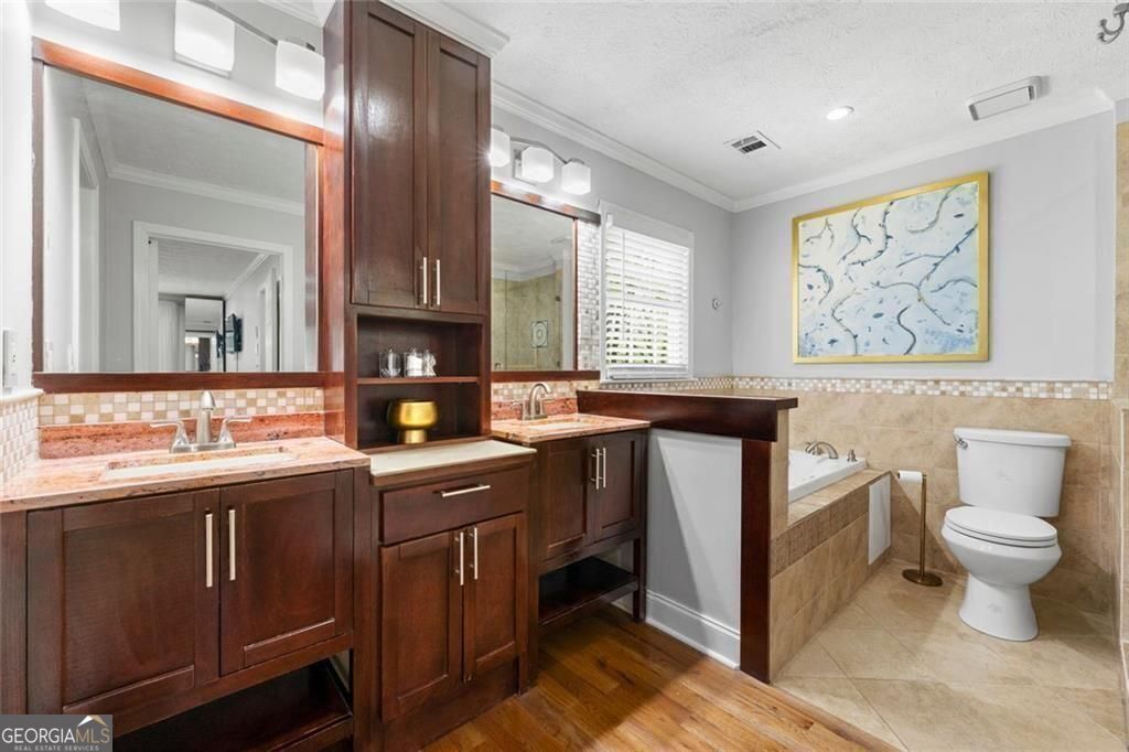 Stone Mountain, Georgia, 30087, United States, 4 Bedrooms Bedrooms, ,3 BathroomsBathrooms,Residential,For Sale,1933844