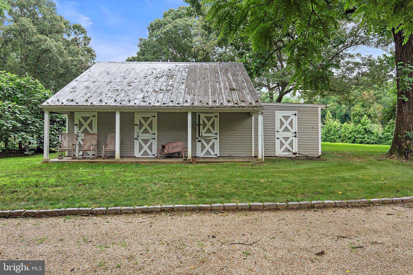 Annapolis, Maryland, 21403, United States, 5 Bedrooms Bedrooms, ,4 BathroomsBathrooms,Residential,For Sale,1895368