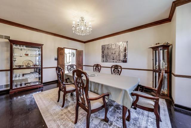 Barrington, Illinois, 60010, United States, 5 Bedrooms Bedrooms, ,6 BathroomsBathrooms,Residential,For Sale,2048661