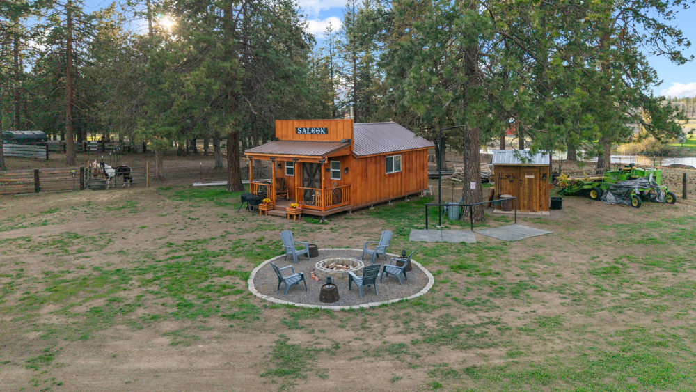 CHILOQUIN, Oregon, 97624, United States, 3 Bedrooms Bedrooms, ,3 BathroomsBathrooms,Residential,For Sale,1974697