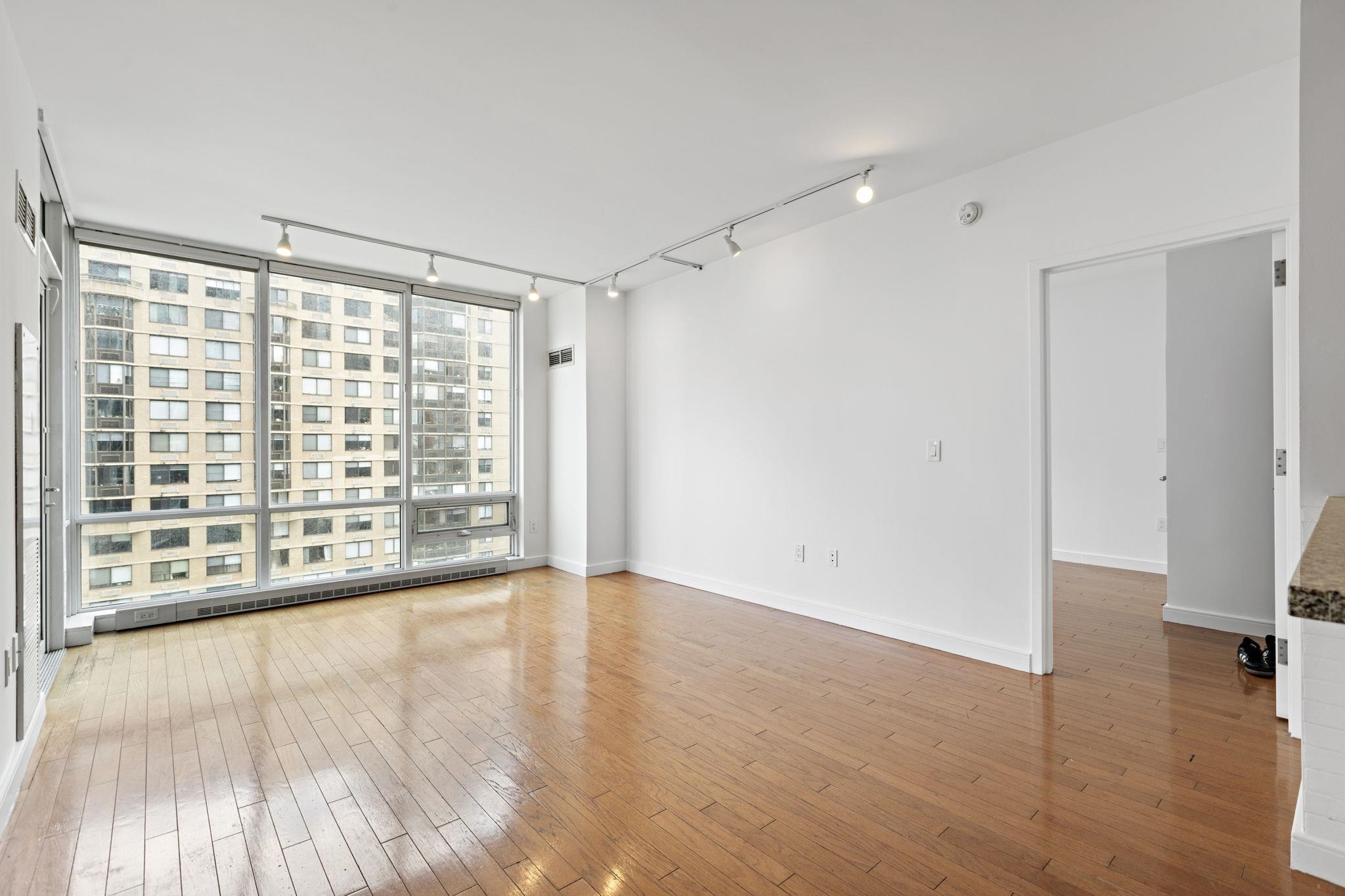 Jersey City, New Jersey, 07310, United States, 2 Bedrooms Bedrooms, ,2 BathroomsBathrooms,Residential,For Sale,1874794