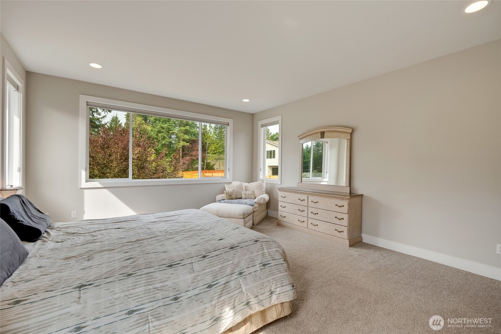 Bothell, Washington, 98012, United States, 4 Bedrooms Bedrooms, ,4 BathroomsBathrooms,Residential,For Sale,1975885