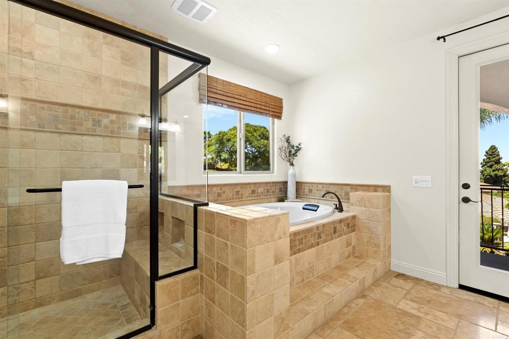 Chula Vista, California, 91910, United States, 5 Bedrooms Bedrooms, ,6 BathroomsBathrooms,Residential,For Sale,1996956