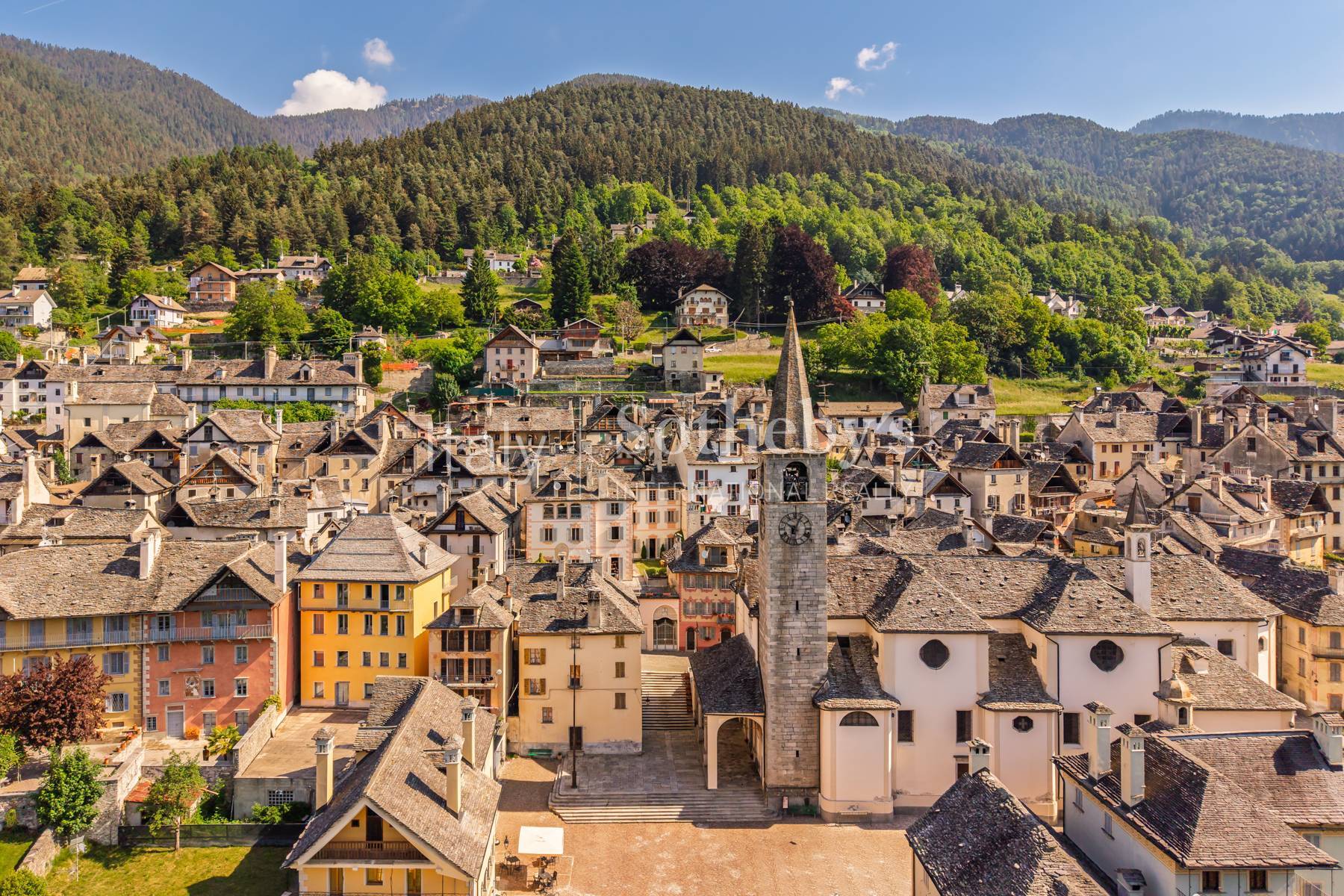  Elegant historic residence just a few kilometres from Switzerland - 物件實景