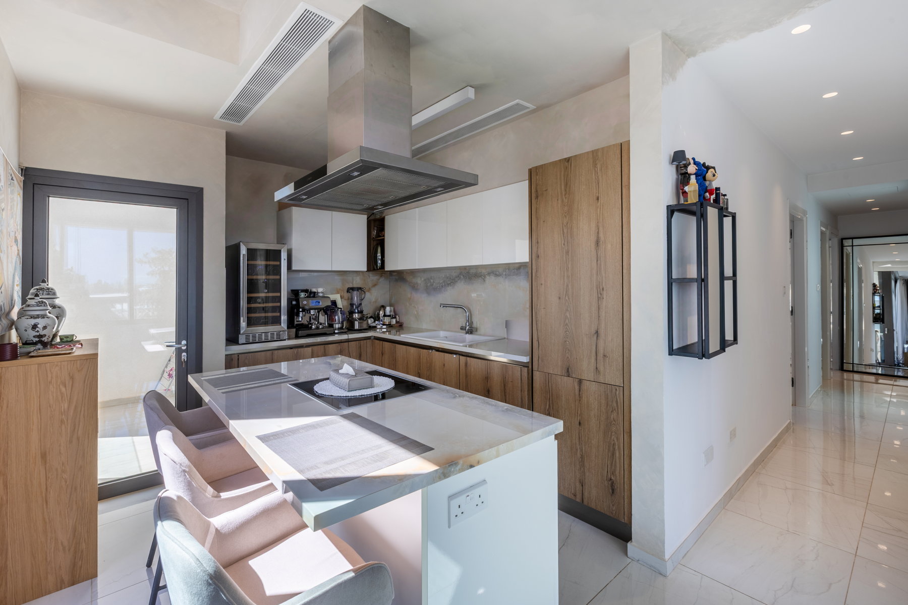  Three Bedroom Penthouse with Underfloor Heating in Germasogeia, Limassol - 物件實景