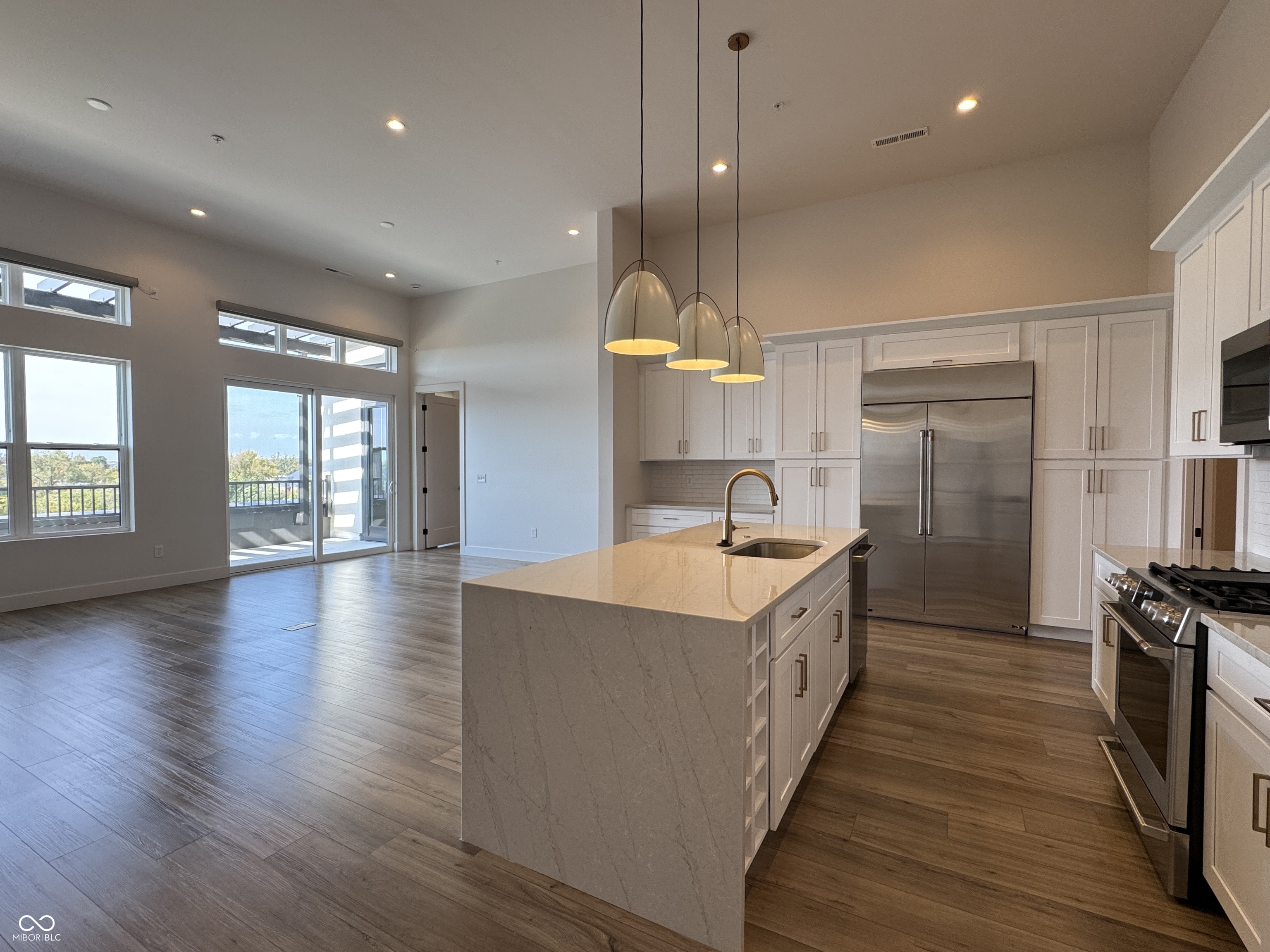 Carmel, Indiana, 46032, United States, 2 Bedrooms Bedrooms, ,3 BathroomsBathrooms,Residential,For Sale,1983027