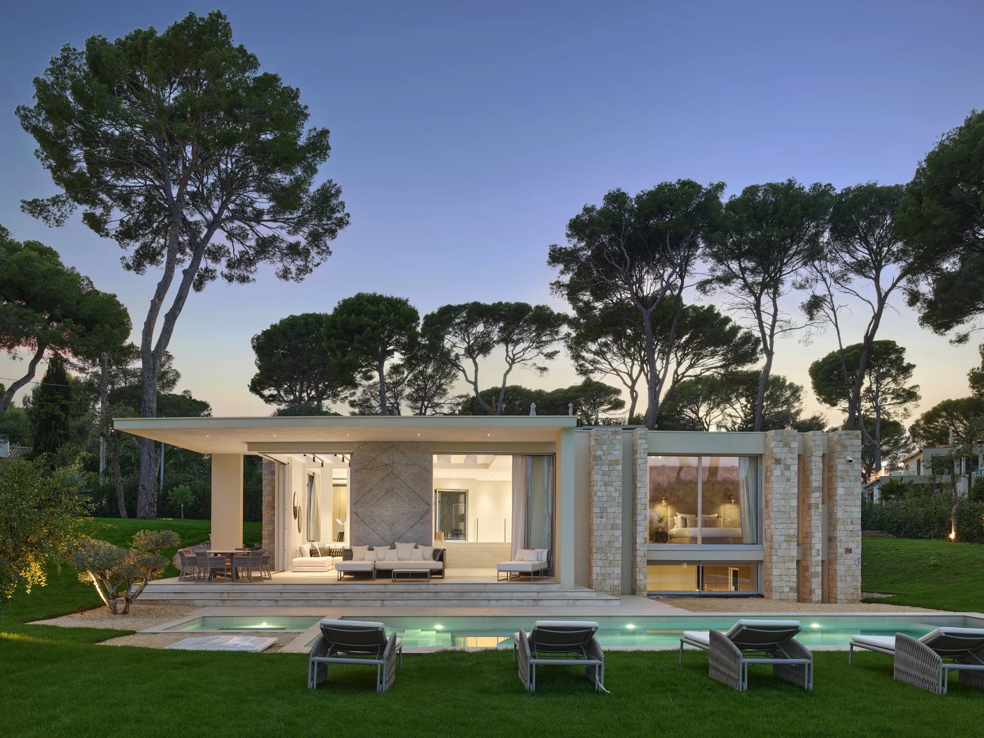 Antibes, Provence-Alpes-Côte d?Azur, 06600, FR, 4 Bedrooms Bedrooms, ,4 BathroomsBathrooms,Residential,For Sale,1610674