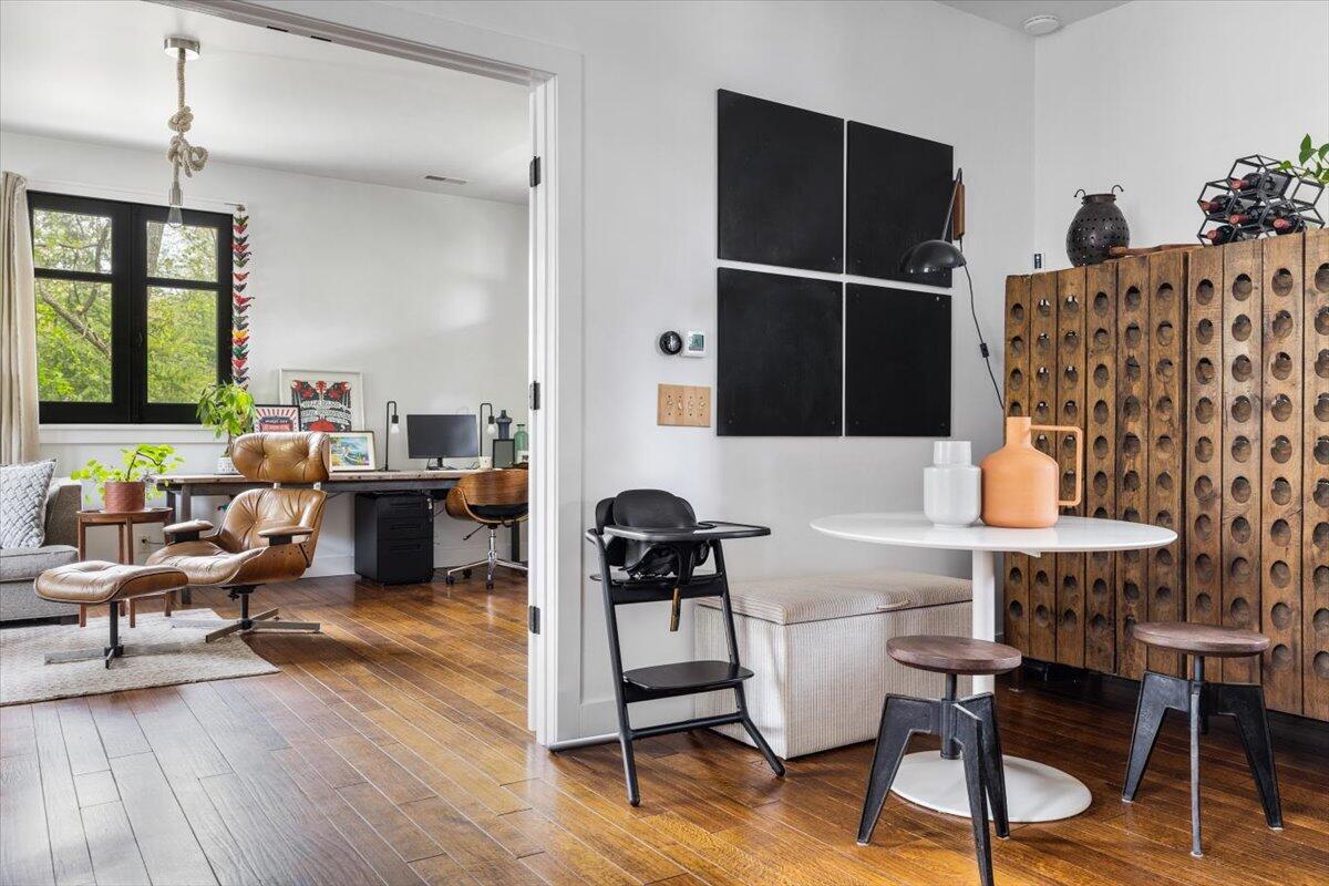 Michiana Shores, Indiana, 46360, United States, 5 Bedrooms Bedrooms, ,4 BathroomsBathrooms,Residential,For Sale,1949684