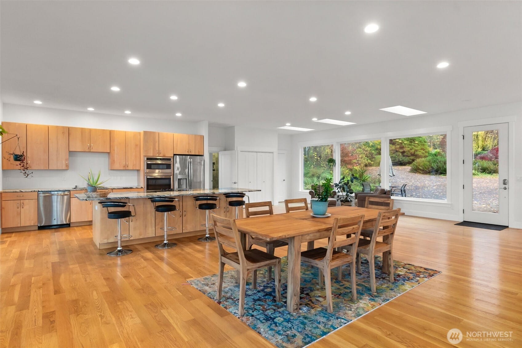 Shelton, Washington, 98584, United States, 3 Bedrooms Bedrooms, ,2 BathroomsBathrooms,Residential,For Sale,1992826