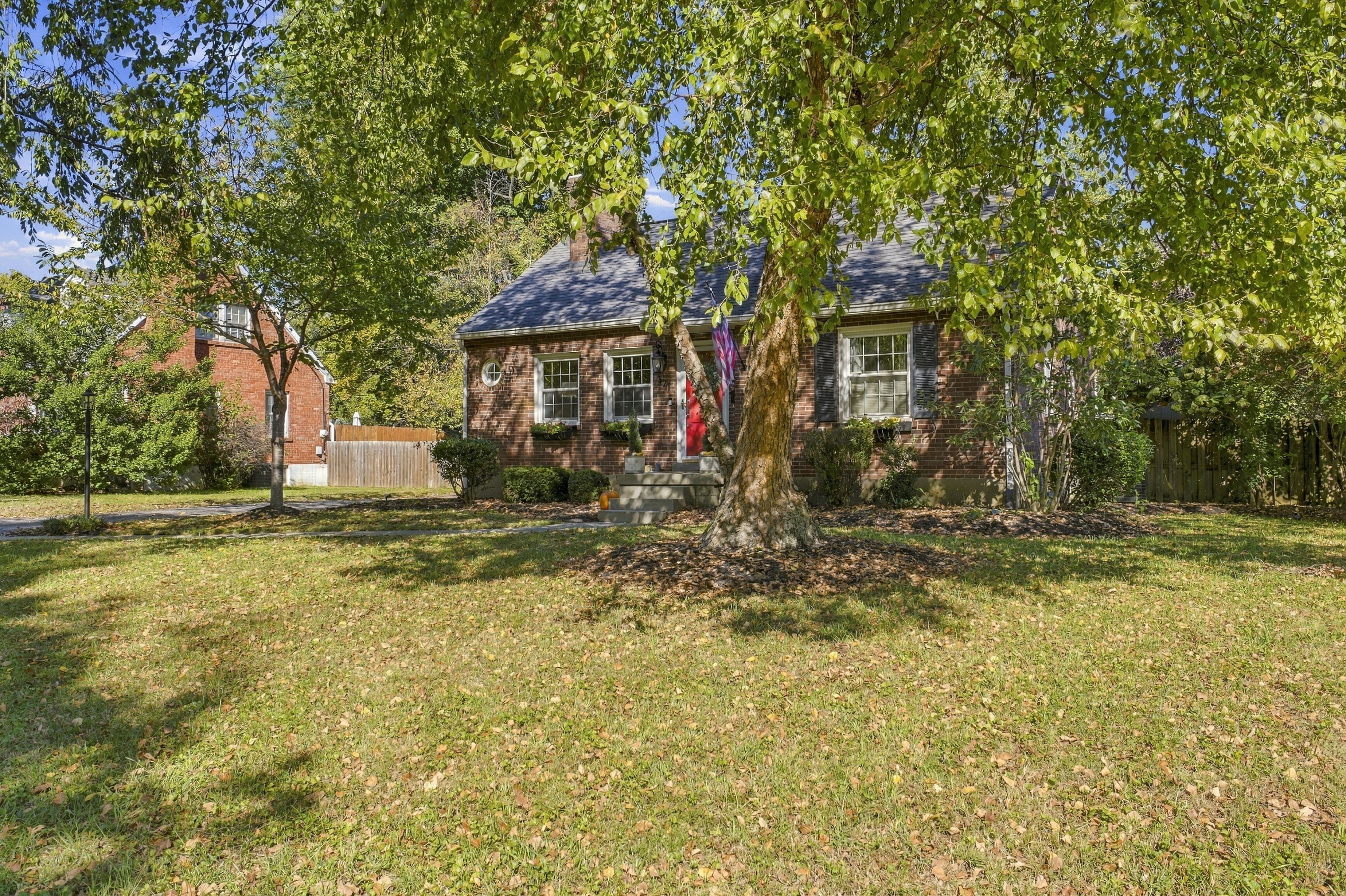  321 Monohan Drive, Louisville, KY 40207 - 物件實景