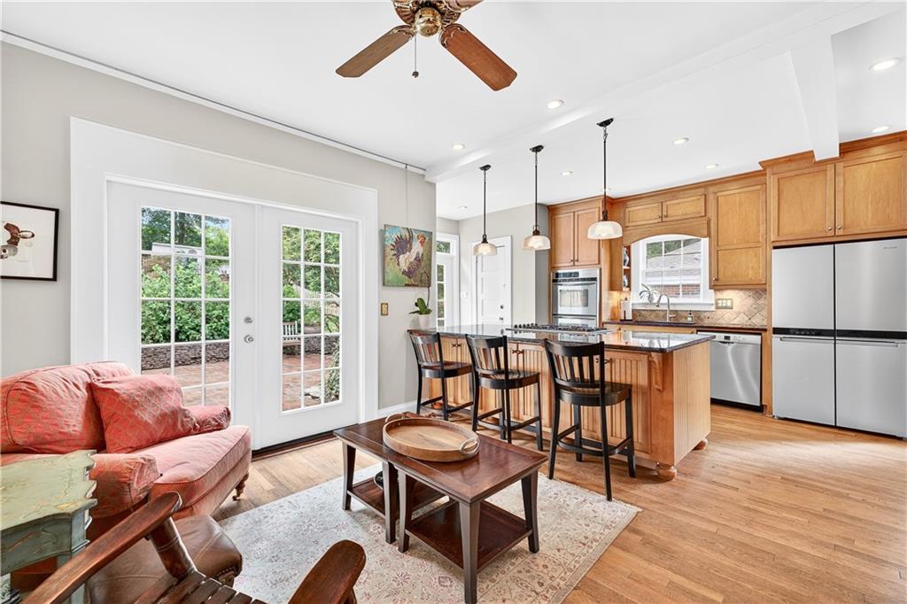 Atlanta, Georgia, 30306, United States, 3 Bedrooms Bedrooms, ,2 BathroomsBathrooms,Residential,For Sale,1906309