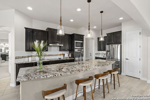 Schertz, Texas, 78154, United States, 5 Bedrooms Bedrooms, ,5 BathroomsBathrooms,Residential,For Sale,1989043