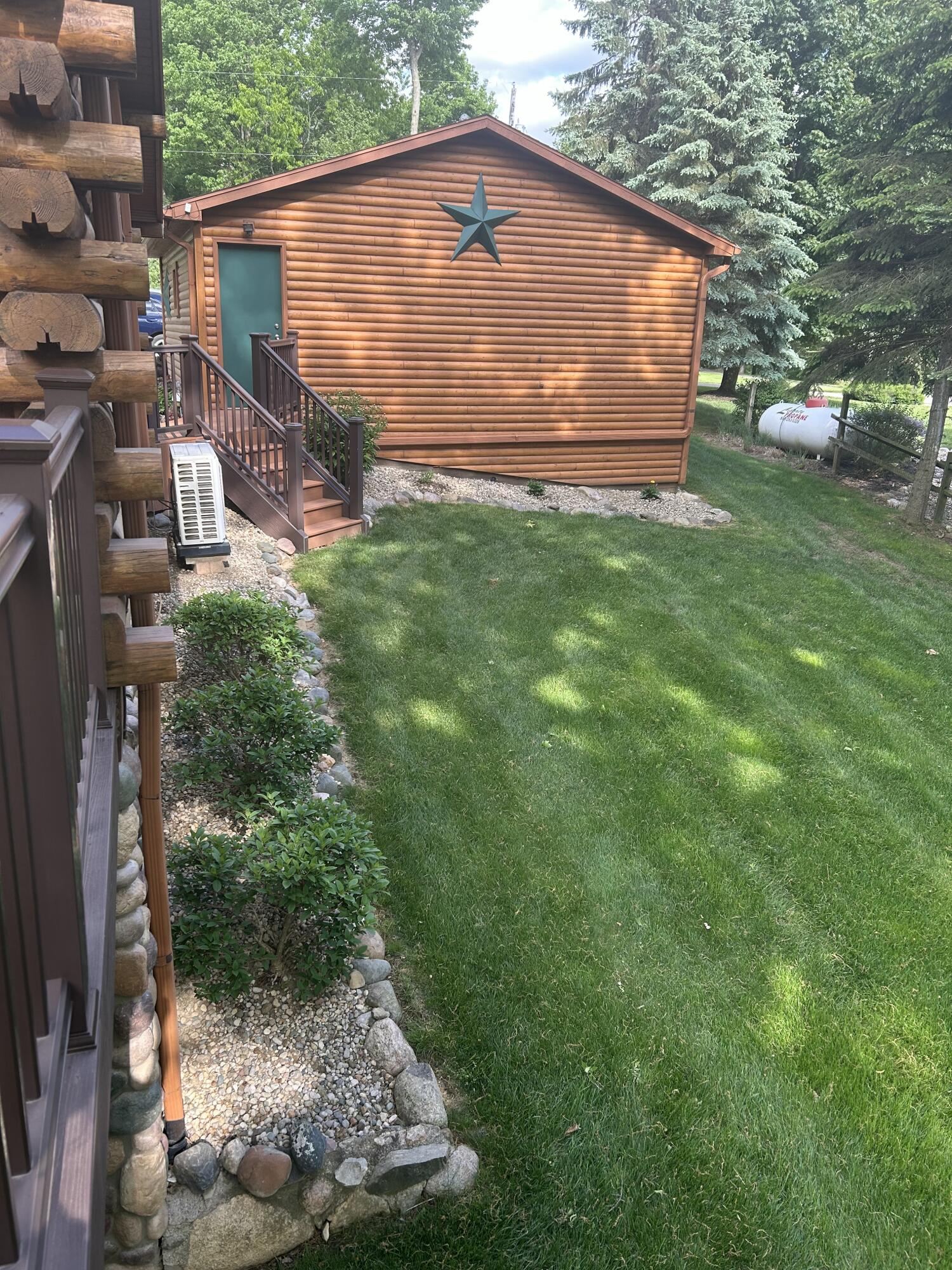 Camden, Michigan, 49232, United States, 3 Bedrooms Bedrooms, ,3 BathroomsBathrooms,Residential,For Sale,1869275